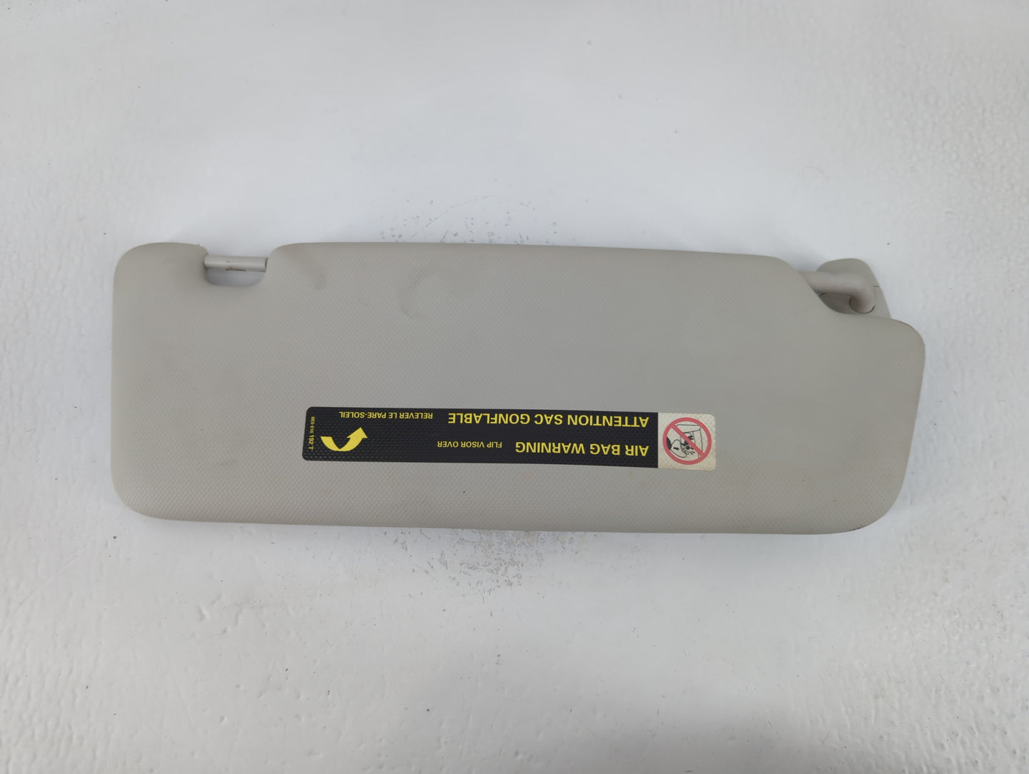 2009-2012 Audi A4 Sun Visor Shade Replacement Driver Left Mirror Fits Fits 2009 2010 2011 2012 OEM Used Auto Parts - Oemusedautoparts1.com