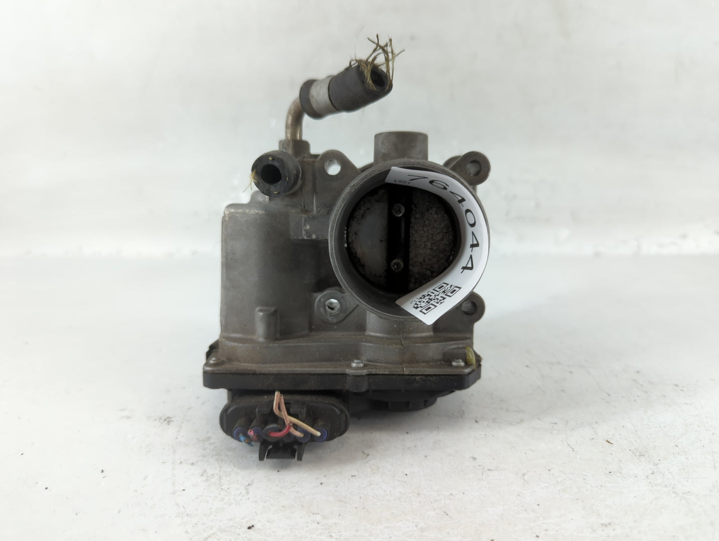 2014 Nissan Versa Note Throttle Body P/N:3AA50-02 E Fits Fits 2012 2013 2015 2016 2017 2018 2019 OEM Used Auto Parts - Oemusedautoparts1.com