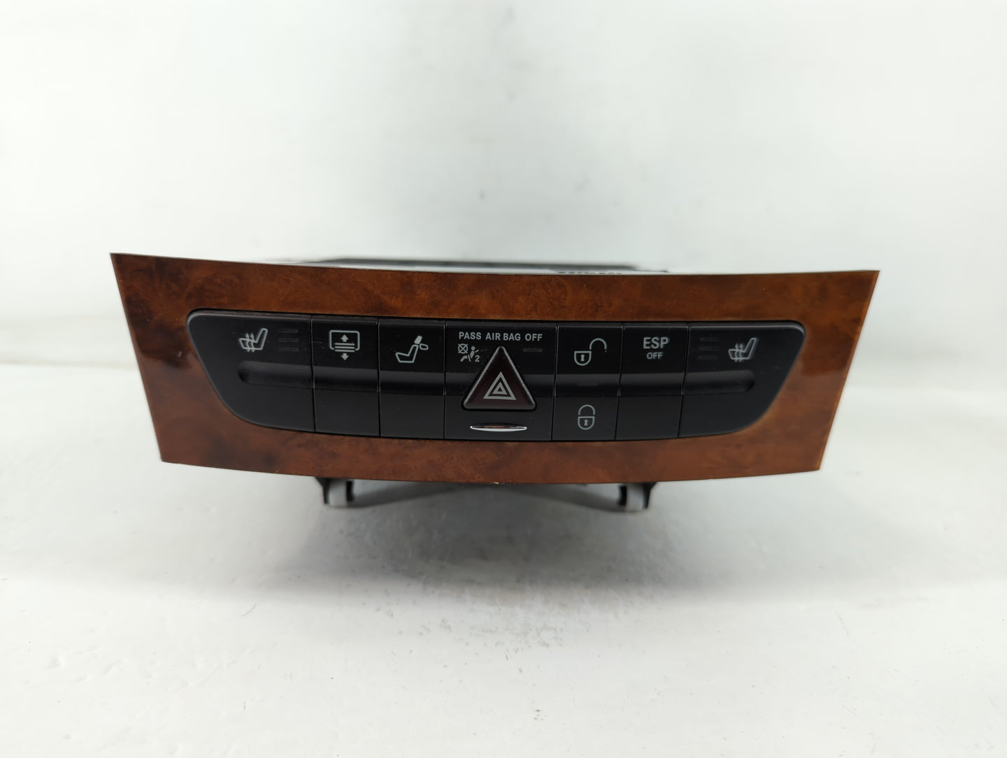 2006-2009 Mercedes-Benz E350 Radio AM FM Cd Player Receiver Replacement P/N:6212A 13127 Fits OEM Used Auto Parts - Oemusedautoparts1.com