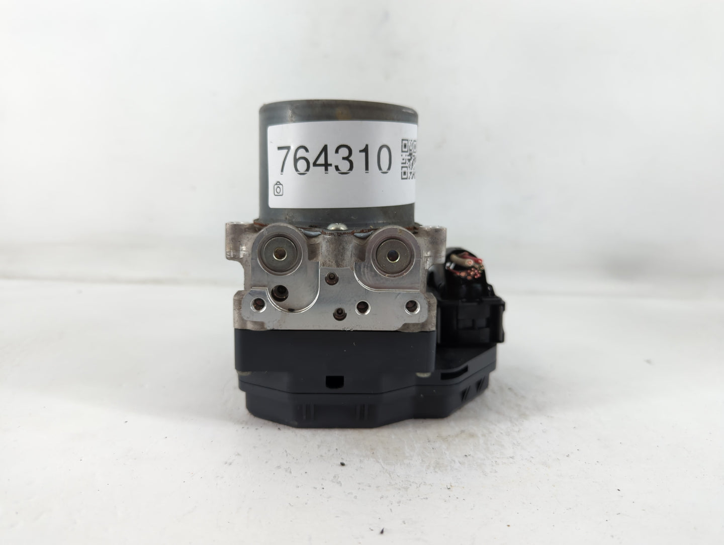2013-2014 Nissan Pathfinder ABS Pump Control Module Replacement P/N:133000-0470 47660 3KA0B Fits Fits 2013 2014 OEM Used Auto Parts - Oemusedautoparts1.com
