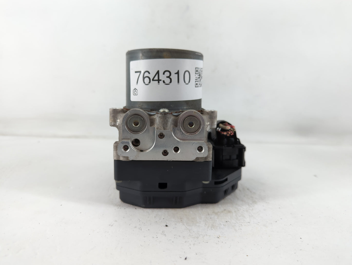 2013-2014 Nissan Pathfinder ABS Pump Control Module Replacement P/N:133000-0470 47660 3KA0B Fits Fits 2013 2014 OEM Used Auto Parts - Oemusedautoparts1.com