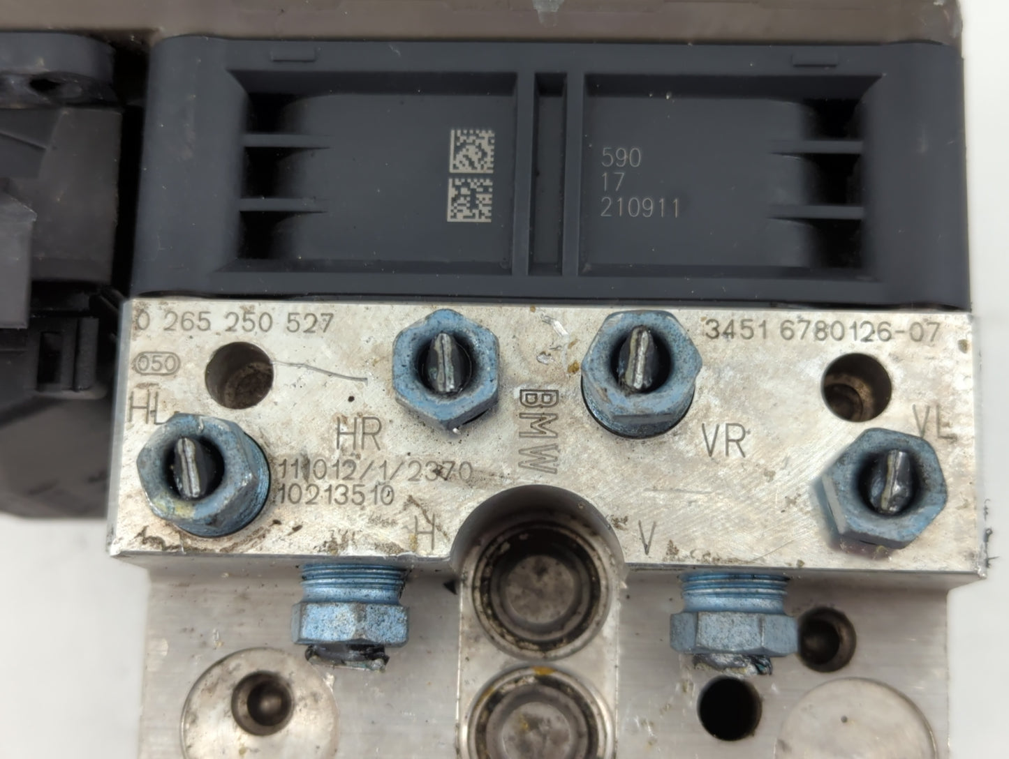 2012-2013 Bmw X5 ABS Pump Control Module Replacement P/N:0 265 250 527 Fits Fits 2012 2013 2014 OEM Used Auto Parts - Oemusedautoparts1.com