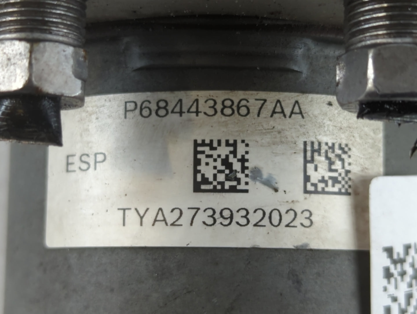 2019 Dodge Grand Caravan ABS Pump Control Module Replacement P/N:P68443867AA Fits Fits 2020 OEM Used Auto Parts - Oemusedautoparts1.com