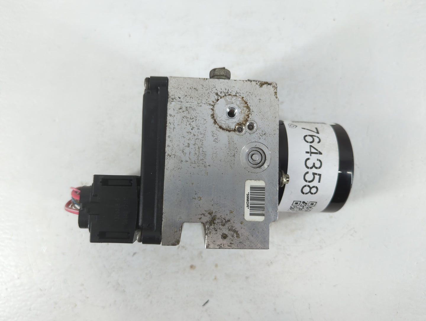 2010 Chevrolet Malibu ABS Pump Control Module Replacement P/N:(P)25949990 Fits OEM Used Auto Parts - Oemusedautoparts1.com