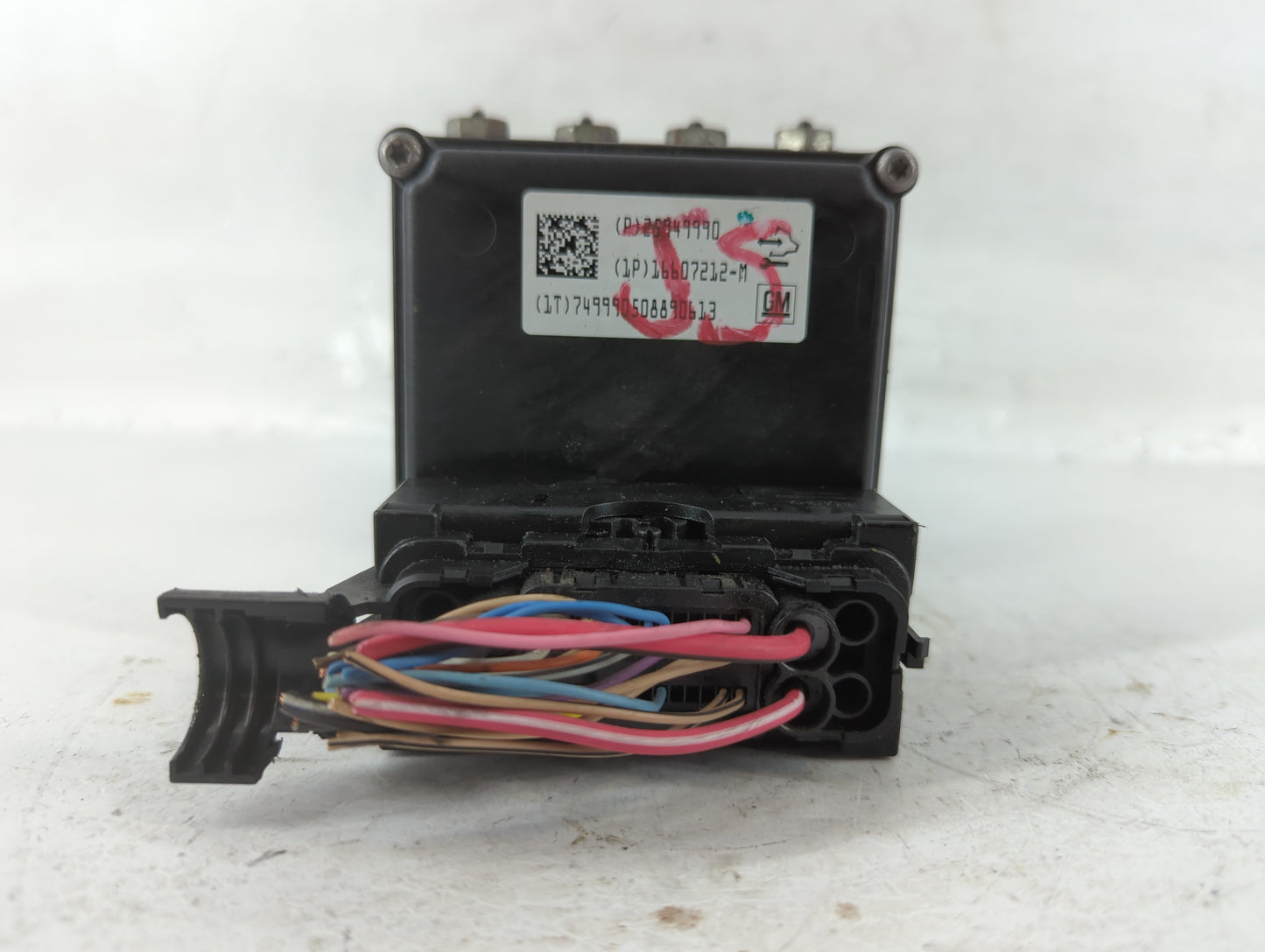 2010 Chevrolet Malibu ABS Pump Control Module Replacement P/N:(P)25949990 Fits OEM Used Auto Parts - Oemusedautoparts1.com