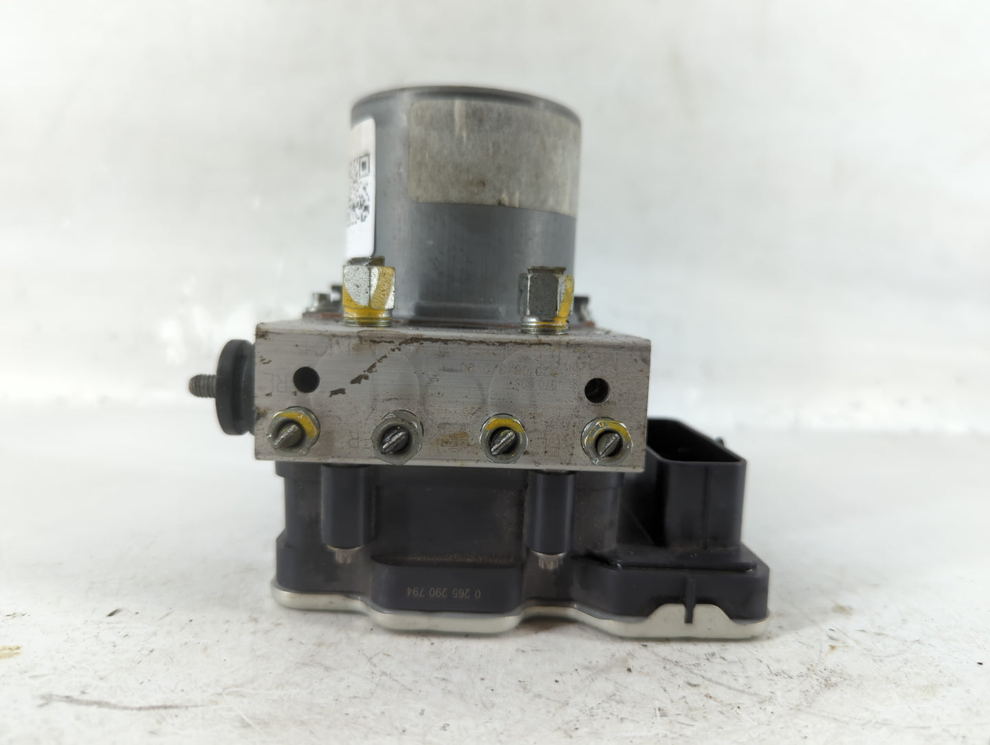 2021-2022 Nissan Altima ABS Pump Control Module Replacement P/N:47660 9HE0A Fits Fits 2021 2022 OEM Used Auto Parts - Oemusedautoparts1.com