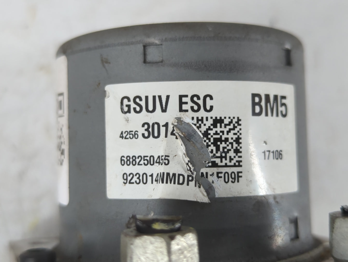 2017-2021 Buick Encore ABS Pump Control Module Replacement P/N:42563014 Fits Fits 2017 2018 2019 2020 2021 OEM Used Auto Parts - Oemusedautoparts1.com