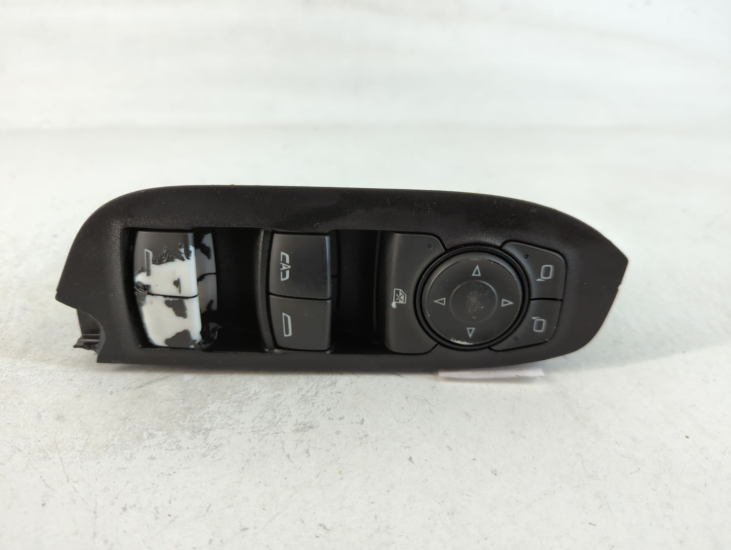 2018-2022 Chevrolet Equinox Master Power Window Switch Replacement Driver Side Left P/N:84139693 Fits OEM Used Auto Parts - Oemusedautoparts1.com