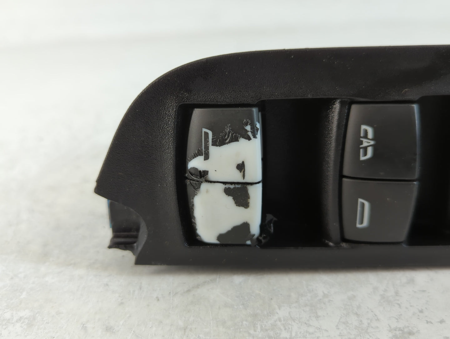 2018-2022 Chevrolet Equinox Master Power Window Switch Replacement Driver Side Left P/N:84139693 Fits OEM Used Auto Parts - Oemusedautoparts1.com