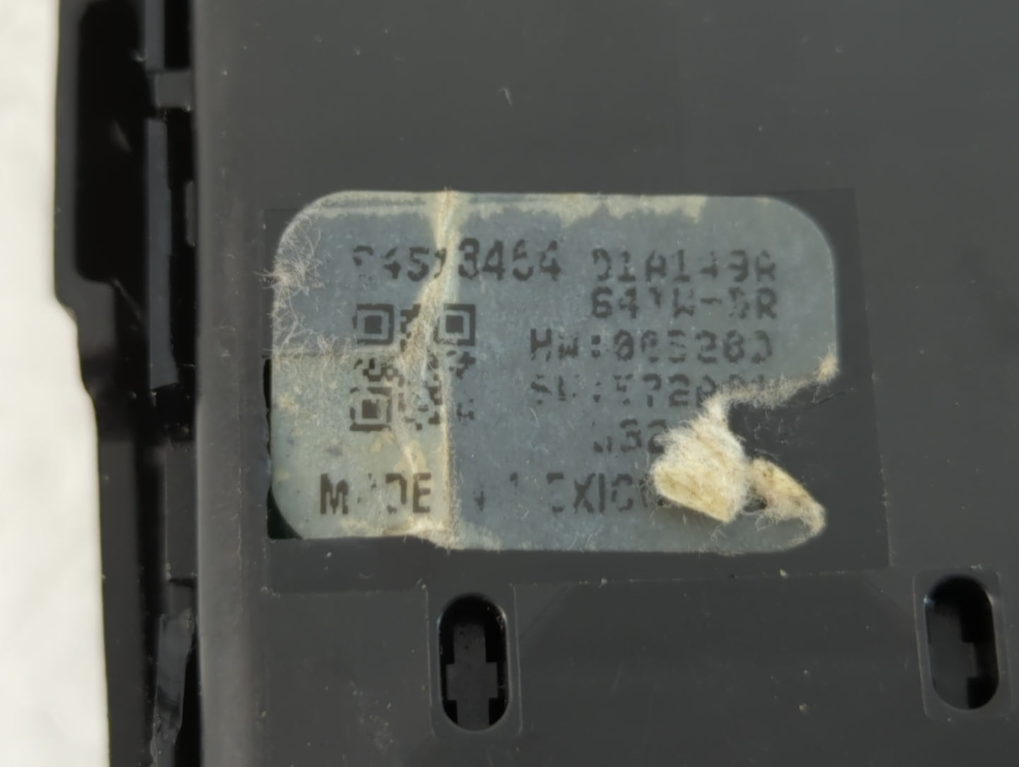 2018-2022 Chevrolet Equinox Master Power Window Switch Replacement Driver Side Left P/N:84139693 Fits OEM Used Auto Parts - Oemusedautoparts1.com