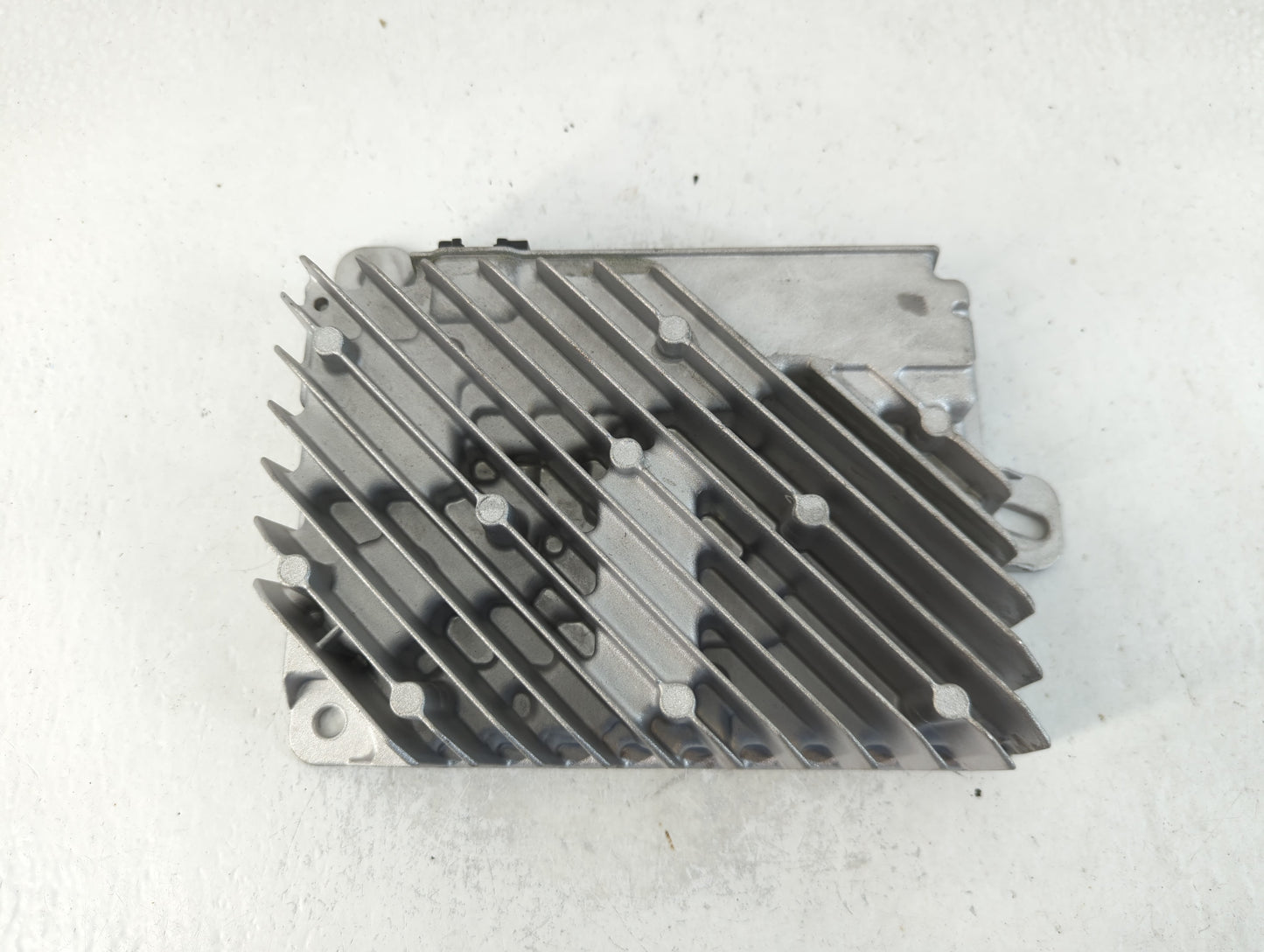 2018-2019 Cadillac Xts Radio AM FM Cd Player Receiver Replacement P/N:84385157 Fits Fits 2018 2019 OEM Used Auto Parts - Oemusedautoparts1.com