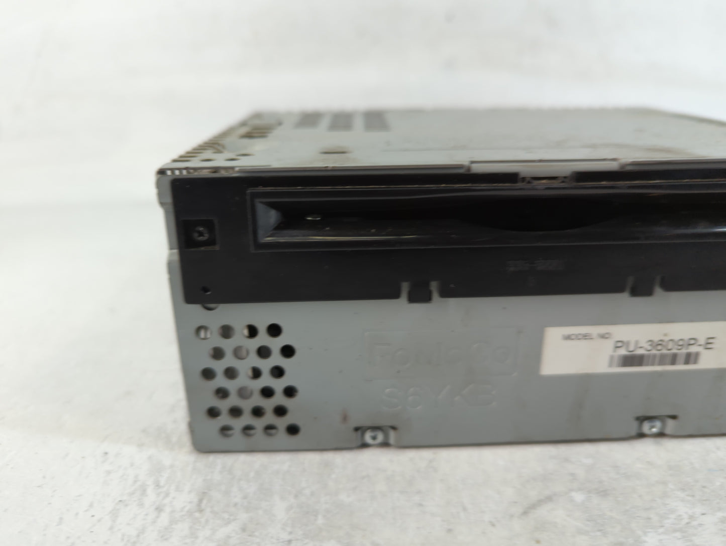 2017-2018 Ford F-150 Radio AM FM Cd Player Receiver Replacement P/N:HL3T-19C107-AB Fits Fits 2017 2018 OEM Used Auto Parts - Oemusedautoparts1.com