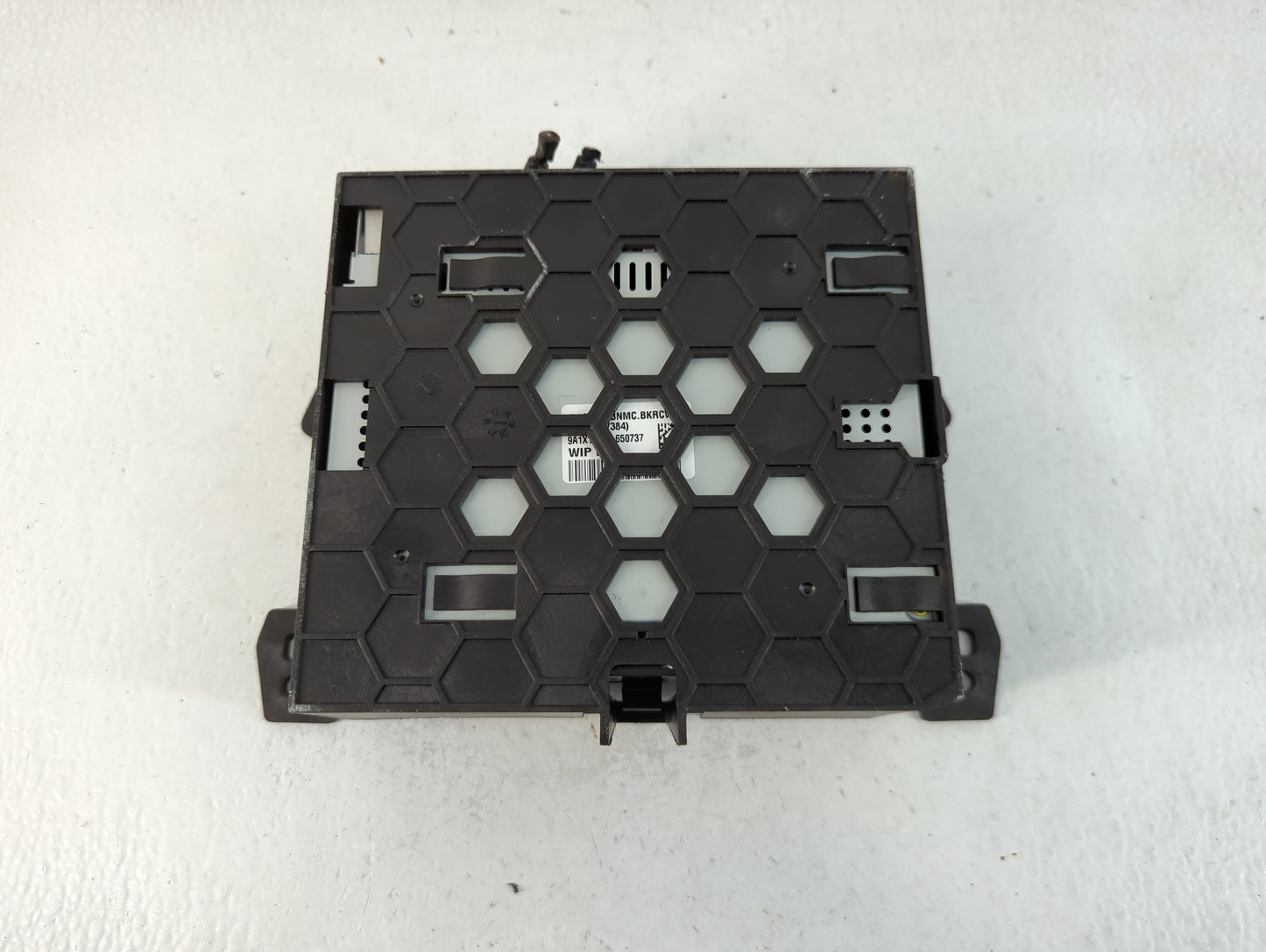 2019 Chevrolet Spark Radio AM FM Cd Player Receiver Replacement P/N:42698804 Fits OEM Used Auto Parts - Oemusedautoparts1.com