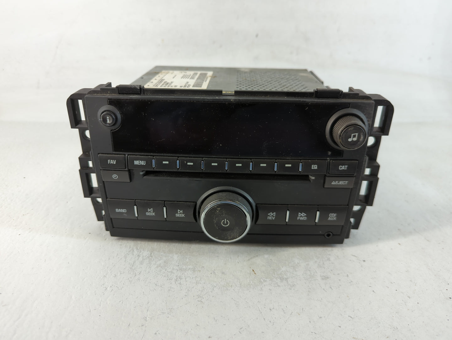 2009 Saturn Outlook Radio AM FM Cd Player Receiver Replacement P/N:25974804 Fits OEM Used Auto Parts - Oemusedautoparts1.com
