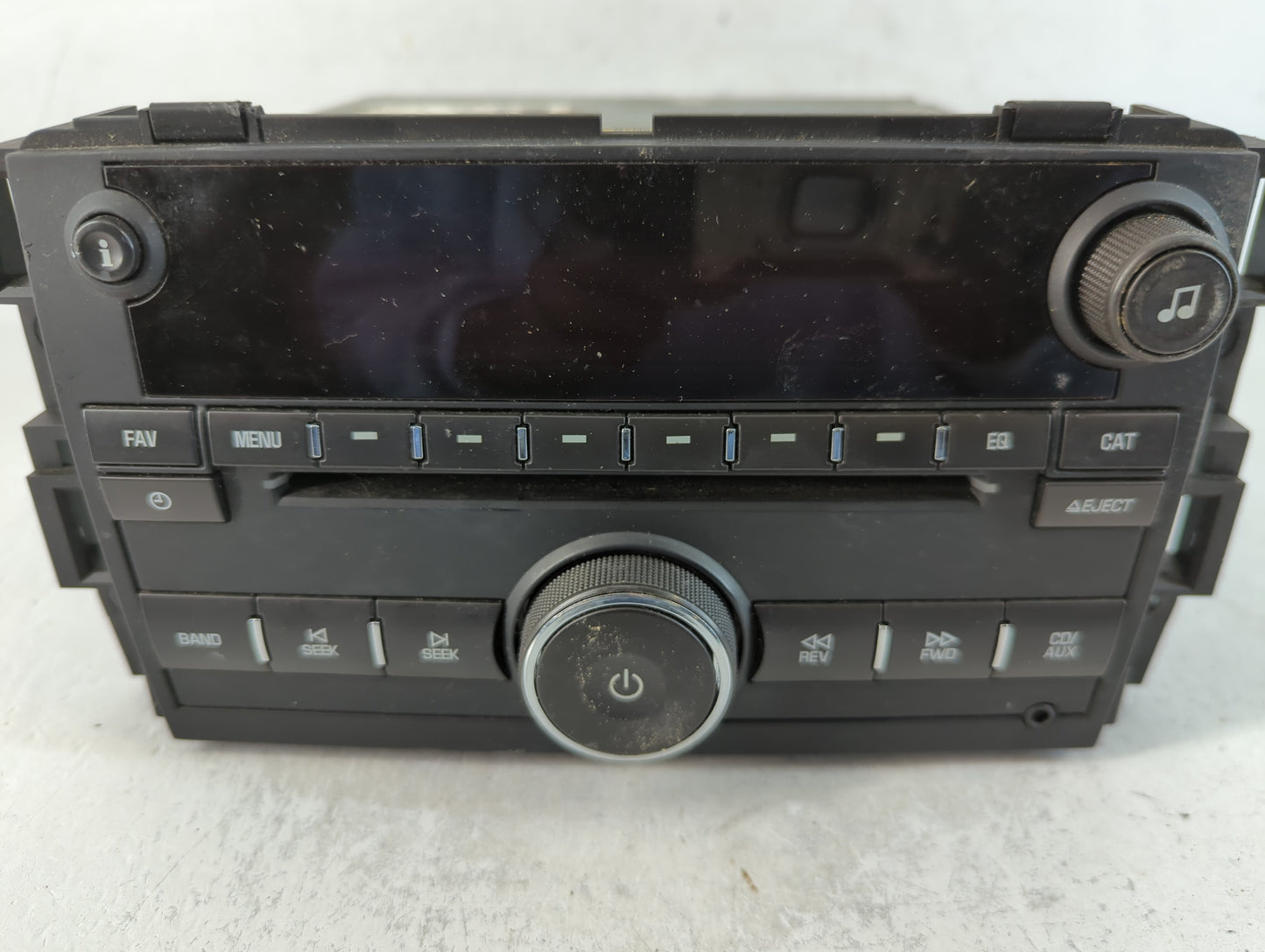 2009 Saturn Outlook Radio AM FM Cd Player Receiver Replacement P/N:25974804 Fits OEM Used Auto Parts - Oemusedautoparts1.com