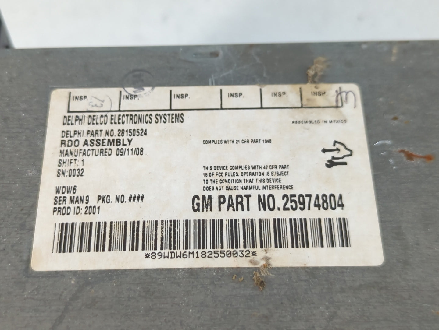 2009 Saturn Outlook Radio AM FM Cd Player Receiver Replacement P/N:25974804 Fits OEM Used Auto Parts - Oemusedautoparts1.com