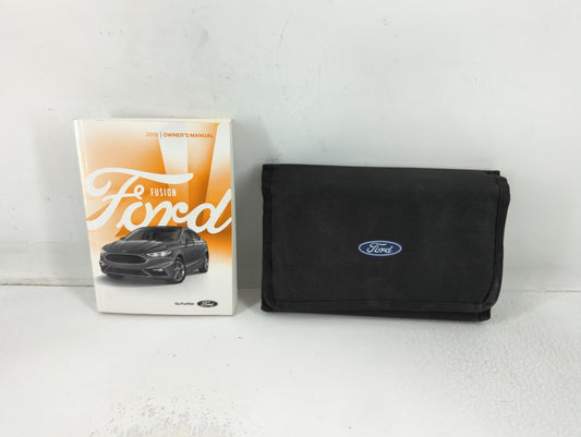 2018 Ford Fusion Owners Manual Book Guide P/N:JE5J19A321AB OEM Used Auto Parts - Oemusedautoparts1.com