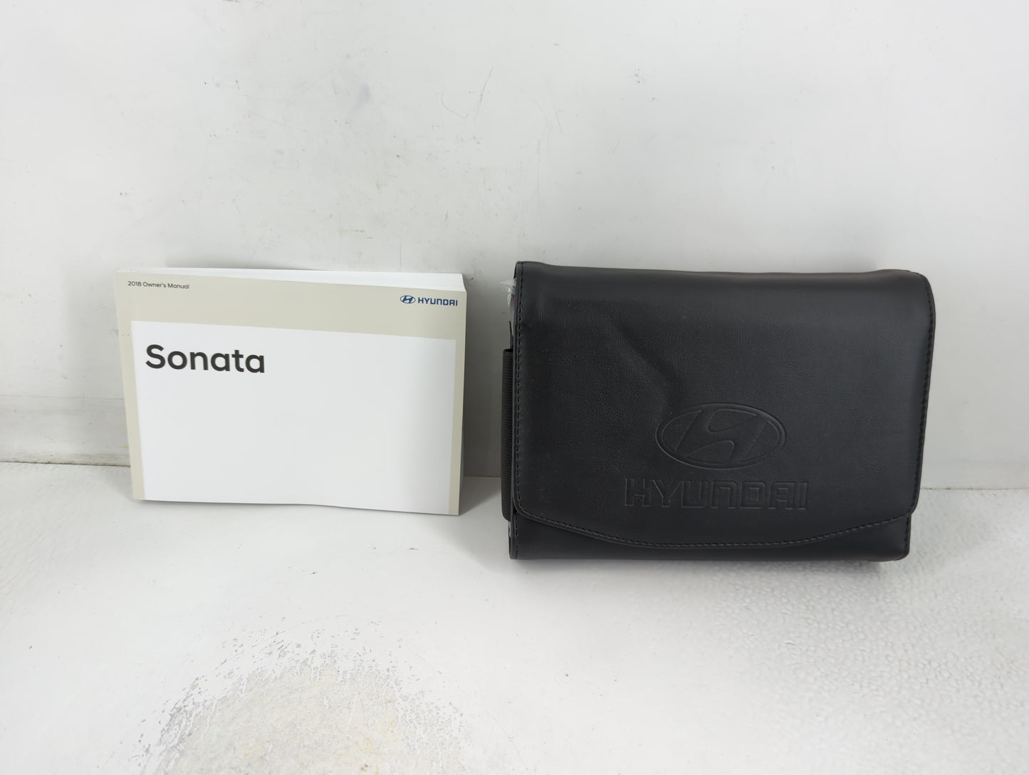 2018 Hyundai Sonata Owners Manual Book Guide P/N:JC1O-EU82F OEM Used Auto Parts - Oemusedautoparts1.com