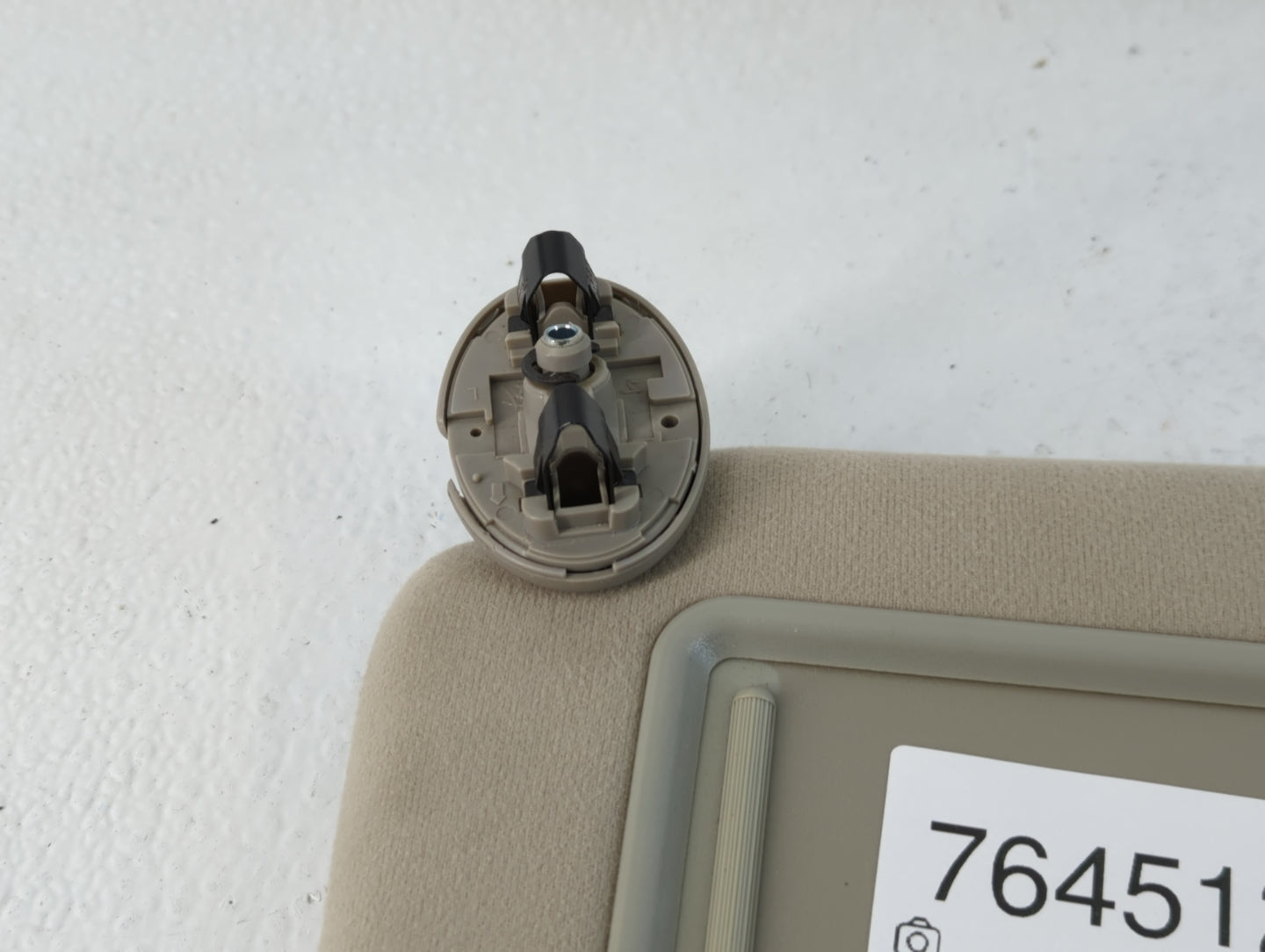 2007-2011 Toyota Camry Sun Visor Shade Replacement Passenger Right Mirror Fits Fits 2007 2008 2009 2010 2011 OEM Used Auto Parts - Oemusedautoparts1.com