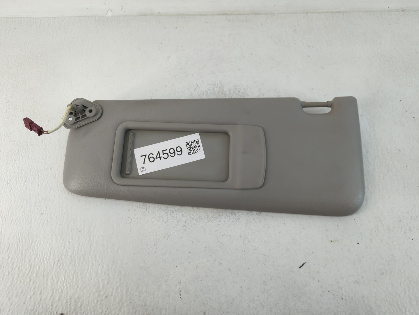 2007-2013 Bmw 335i Sun Visor Shade Replacement Driver Left Mirror Fits Fits 2007 2008 2009 2010 2011 2012 2013 OEM Used Auto Parts - Oemusedautoparts1.com