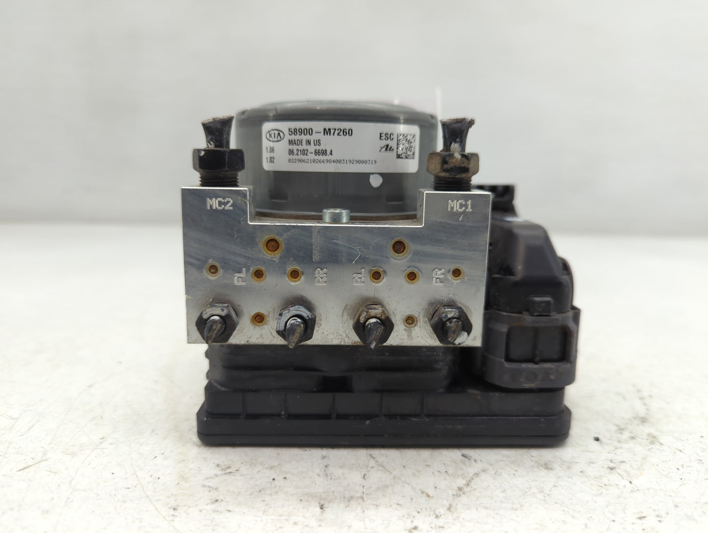 2019-2021 Kia Forte ABS Pump Control Module Replacement P/N:58900-A7260 Fits Fits 2019 2020 2021 OEM Used Auto Parts - Oemusedautoparts1.com