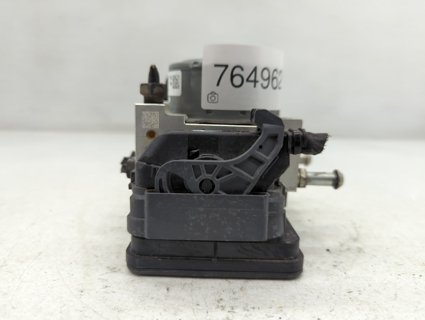 2019-2021 Kia Forte ABS Pump Control Module Replacement P/N:58900-A7260 Fits Fits 2019 2020 2021 OEM Used Auto Parts - Oemusedautoparts1.com