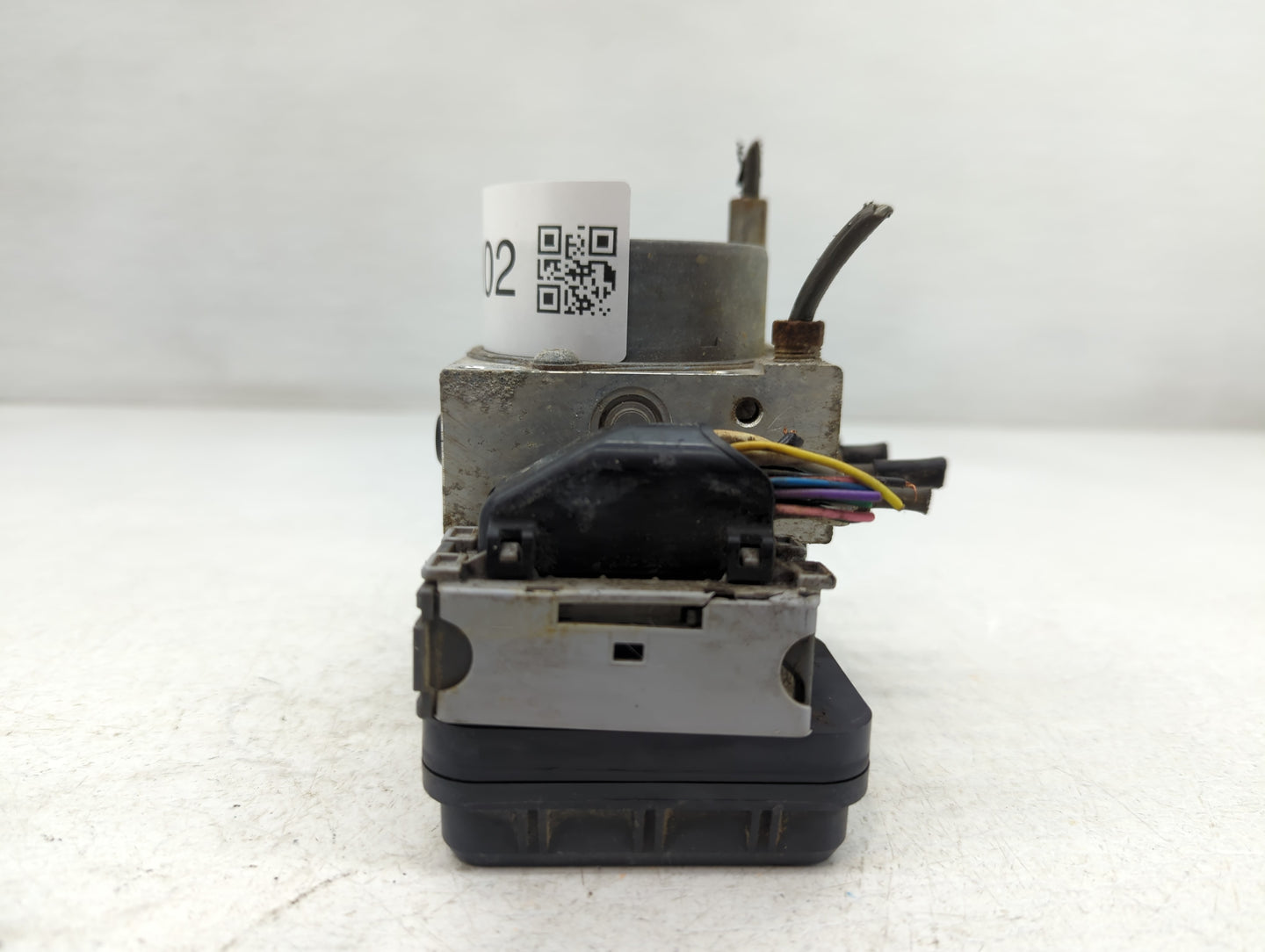 2008-2009 Scion Xd ABS Pump Control Module Replacement P/N:44510-52700 44540-52130 Fits Fits 2008 2009 OEM Used Auto Parts - Oemusedautoparts1.com