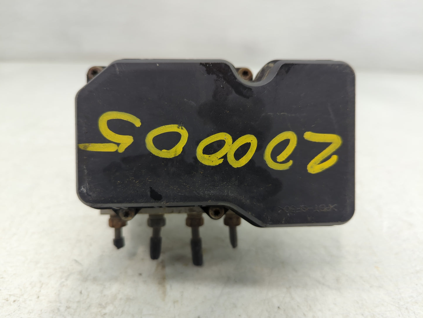 2008-2009 Scion Xd ABS Pump Control Module Replacement P/N:44510-52700 44540-52130 Fits Fits 2008 2009 OEM Used Auto Parts - Oemusedautoparts1.com