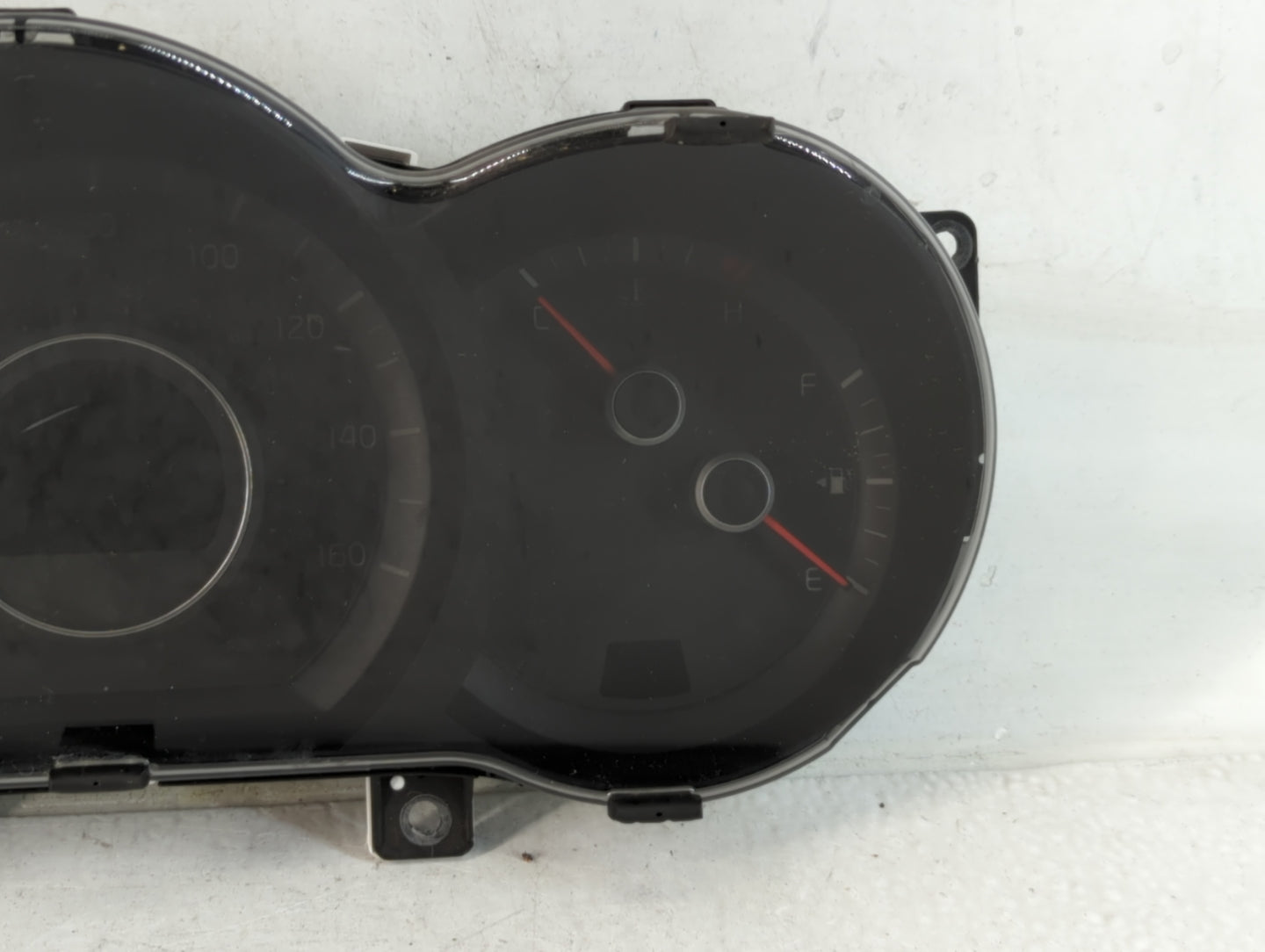 2014-2015 Kia Optima Instrument Cluster Speedometer Gauges P/N:94031-2T270 Fits Fits 2014 2015 OEM Used Auto Parts - Oemusedautoparts1.com