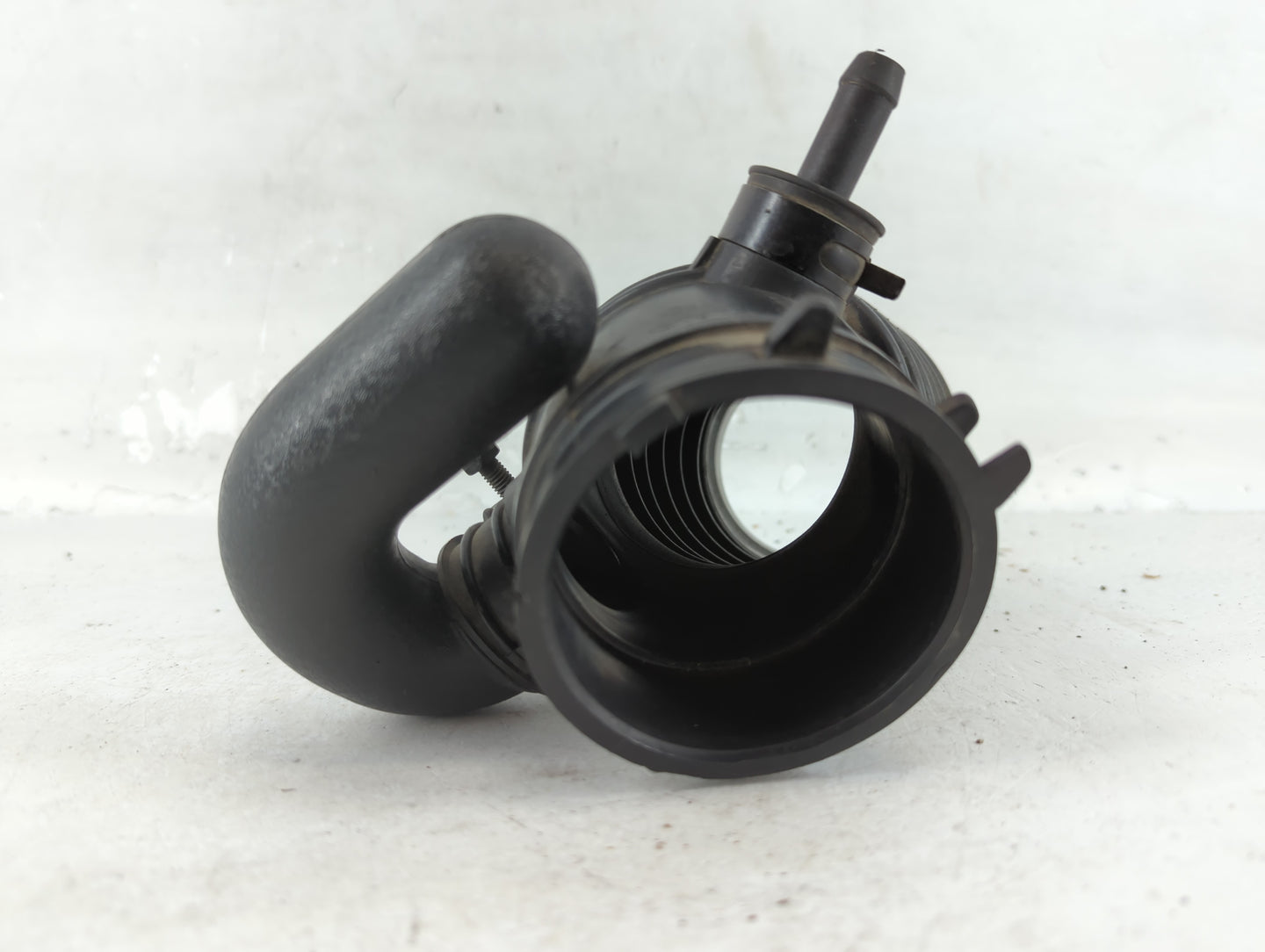 2016 Hyundai Elantra Air Cleaner Intake Duct Hose Tube - Oemusedautoparts1.com