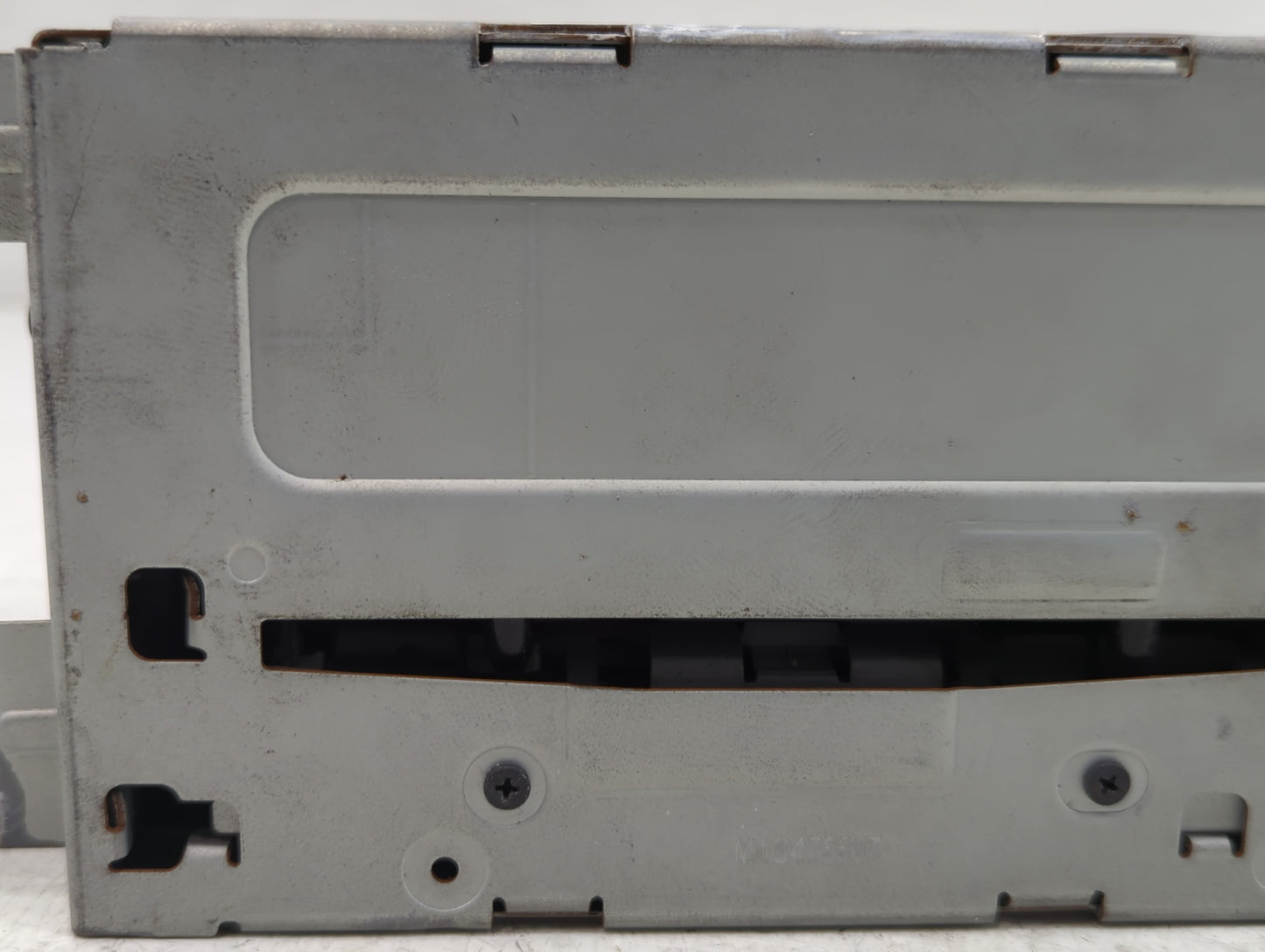 2013 Chevrolet Malibu Radio AM FM Cd Player Receiver Replacement P/N:22923802 Fits OEM Used Auto Parts - Oemusedautoparts1.com