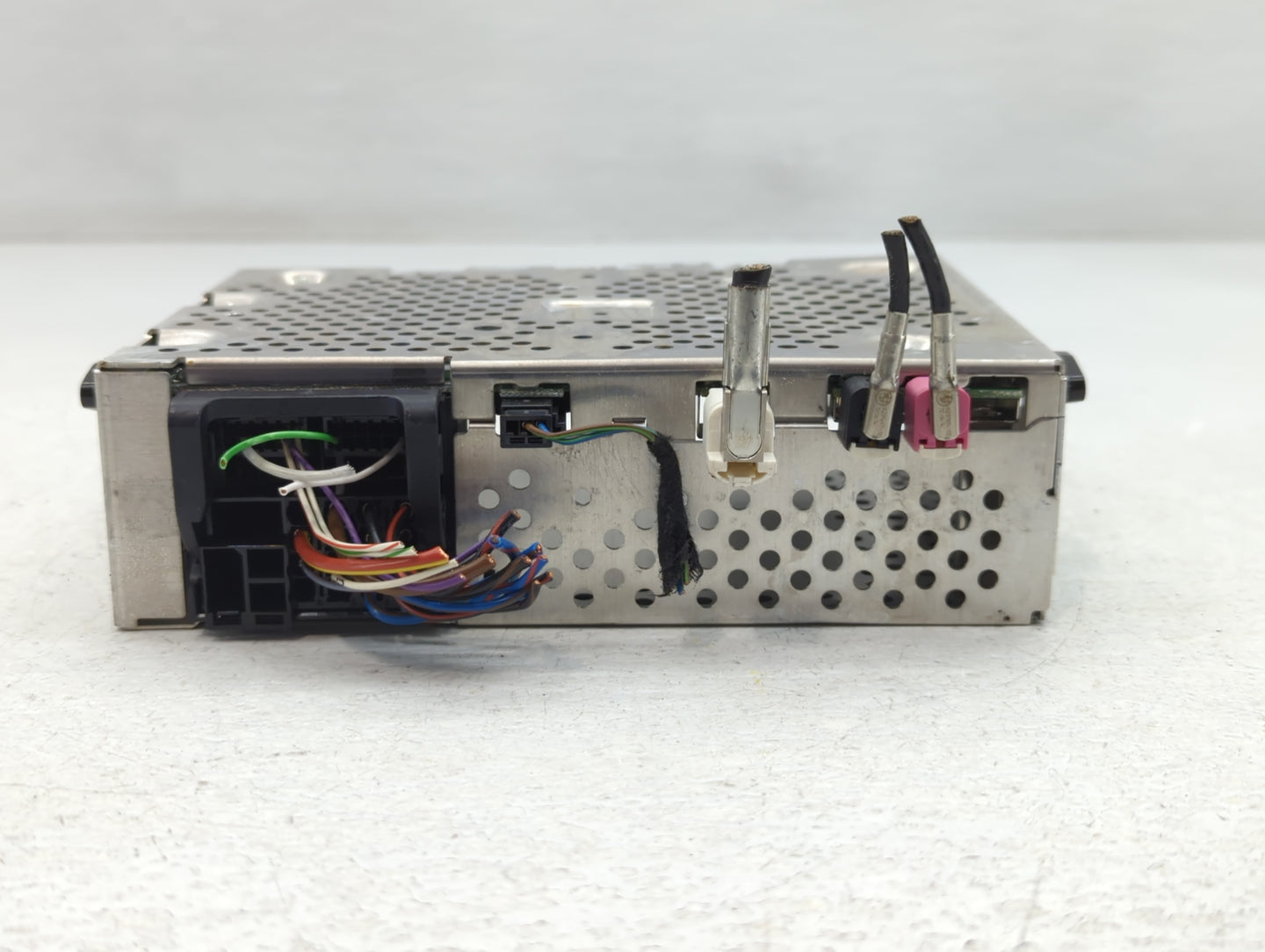 2015 Mini Cooper Radio AM FM Cd Player Receiver Replacement Fits OEM Used Auto Parts - Oemusedautoparts1.com