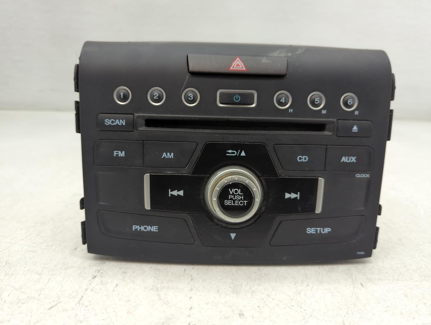 2015-2016 Honda Cr-V Radio AM FM Cd Player Receiver Replacement P/N:39100-T0A-A911-M1 Fits Fits 2015 2016 OEM Used Auto Parts - Oemusedautoparts1.com