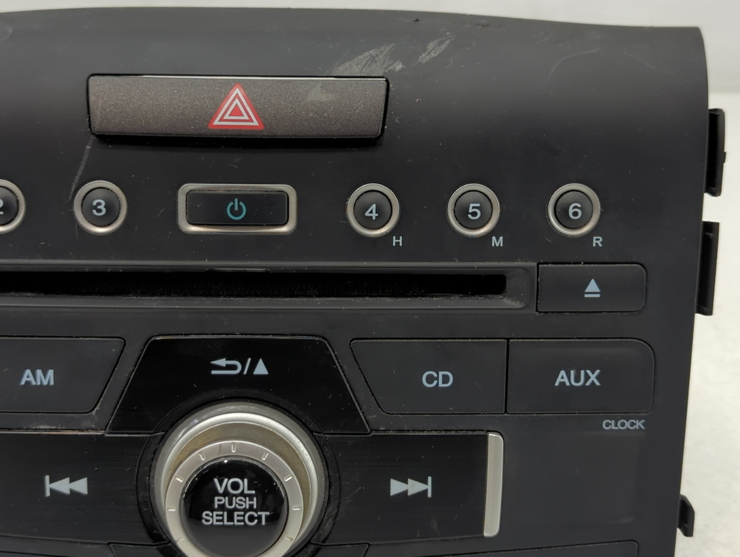 2015-2016 Honda Cr-V Radio AM FM Cd Player Receiver Replacement P/N:39100-T0A-A911-M1 Fits Fits 2015 2016 OEM Used Auto Parts - Oemusedautoparts1.com