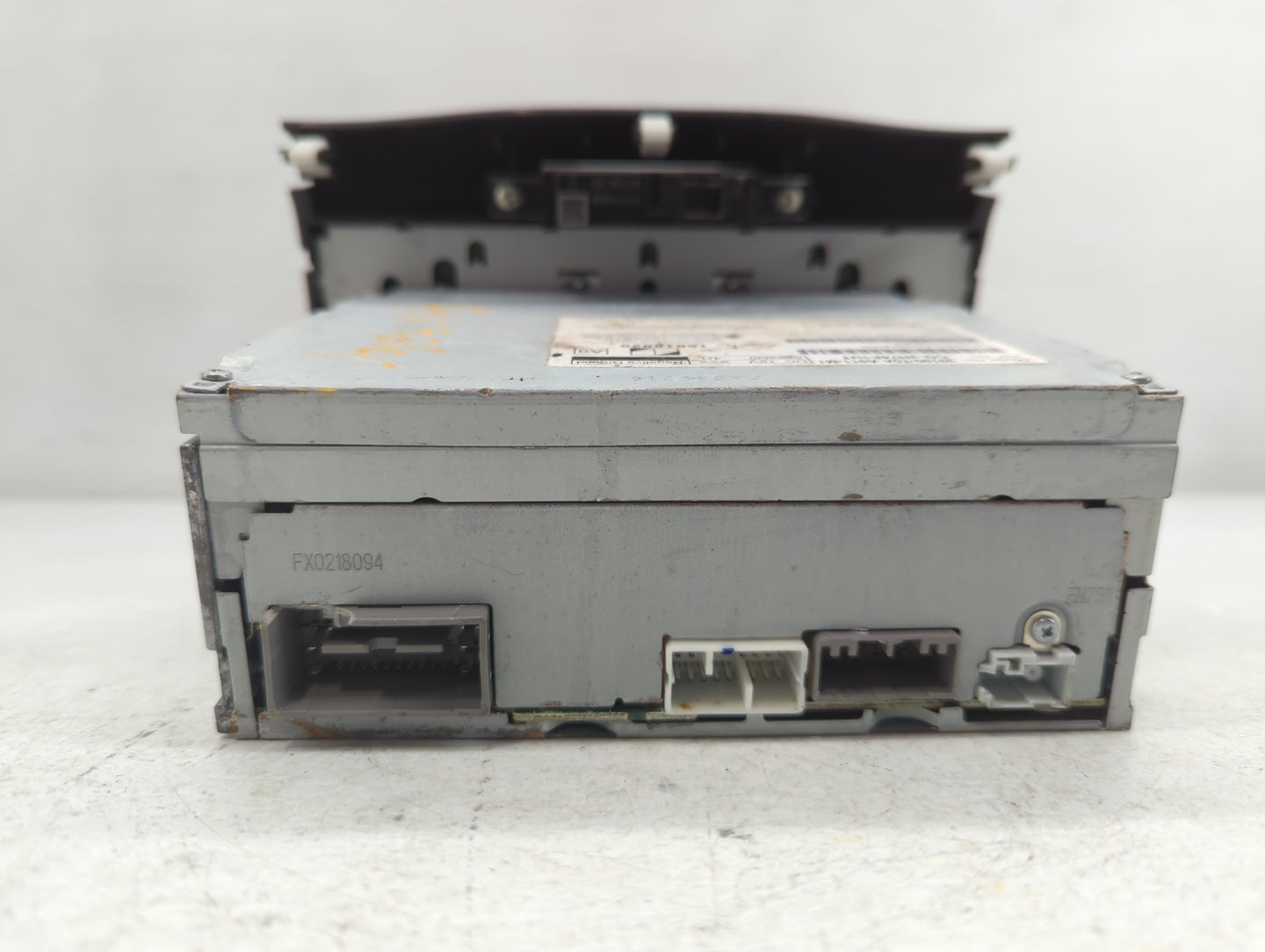 2015-2016 Honda Cr-V Radio AM FM Cd Player Receiver Replacement P/N:39100-T0A-A911-M1 Fits Fits 2015 2016 OEM Used Auto Parts - Oemusedautoparts1.com