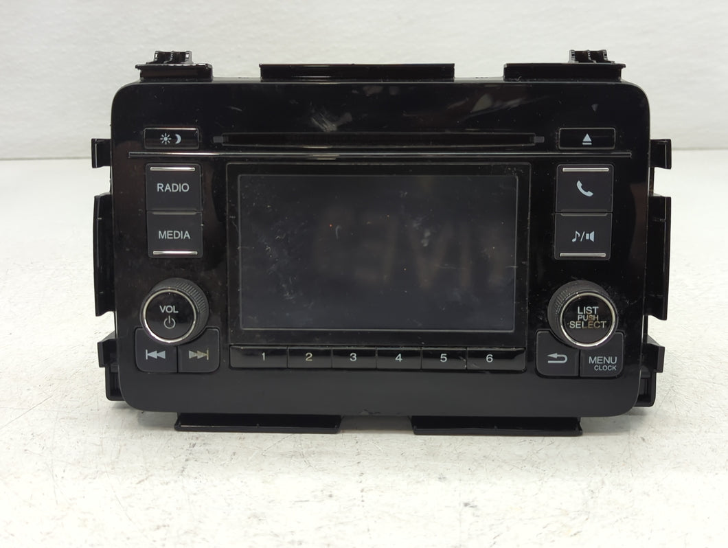 2019-2022 Honda Hr-V Radio AM FM Cd Player Receiver Replacement P/N:39100-T7W-A911-M1 Fits Fits 2019 2020 2021 2022 OEM Used Auto Parts