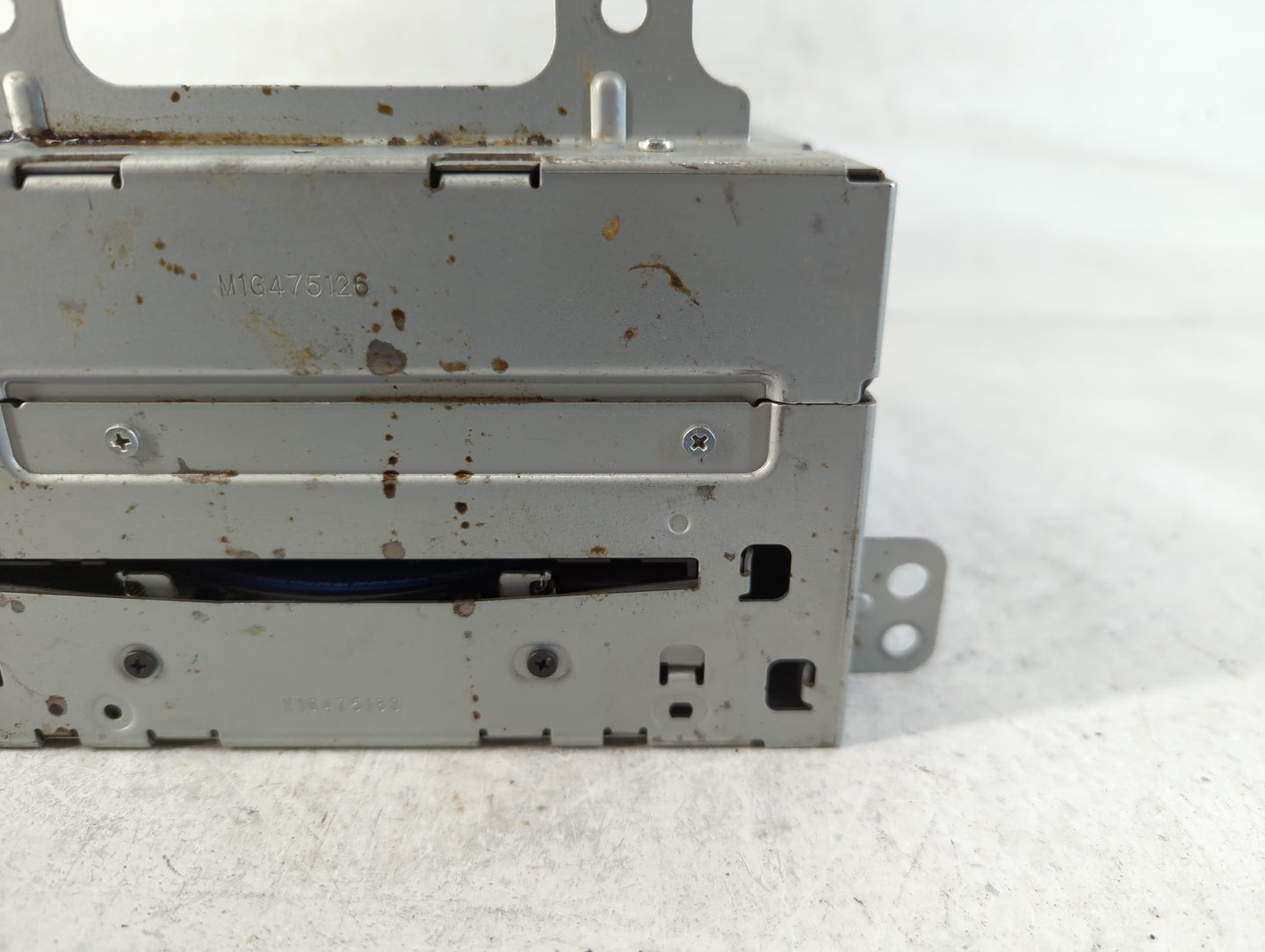 2010 Chevrolet Equinox Radio AM FM Cd Player Receiver Replacement P/N:20854719 Fits OEM Used Auto Parts - Oemusedautoparts1.com