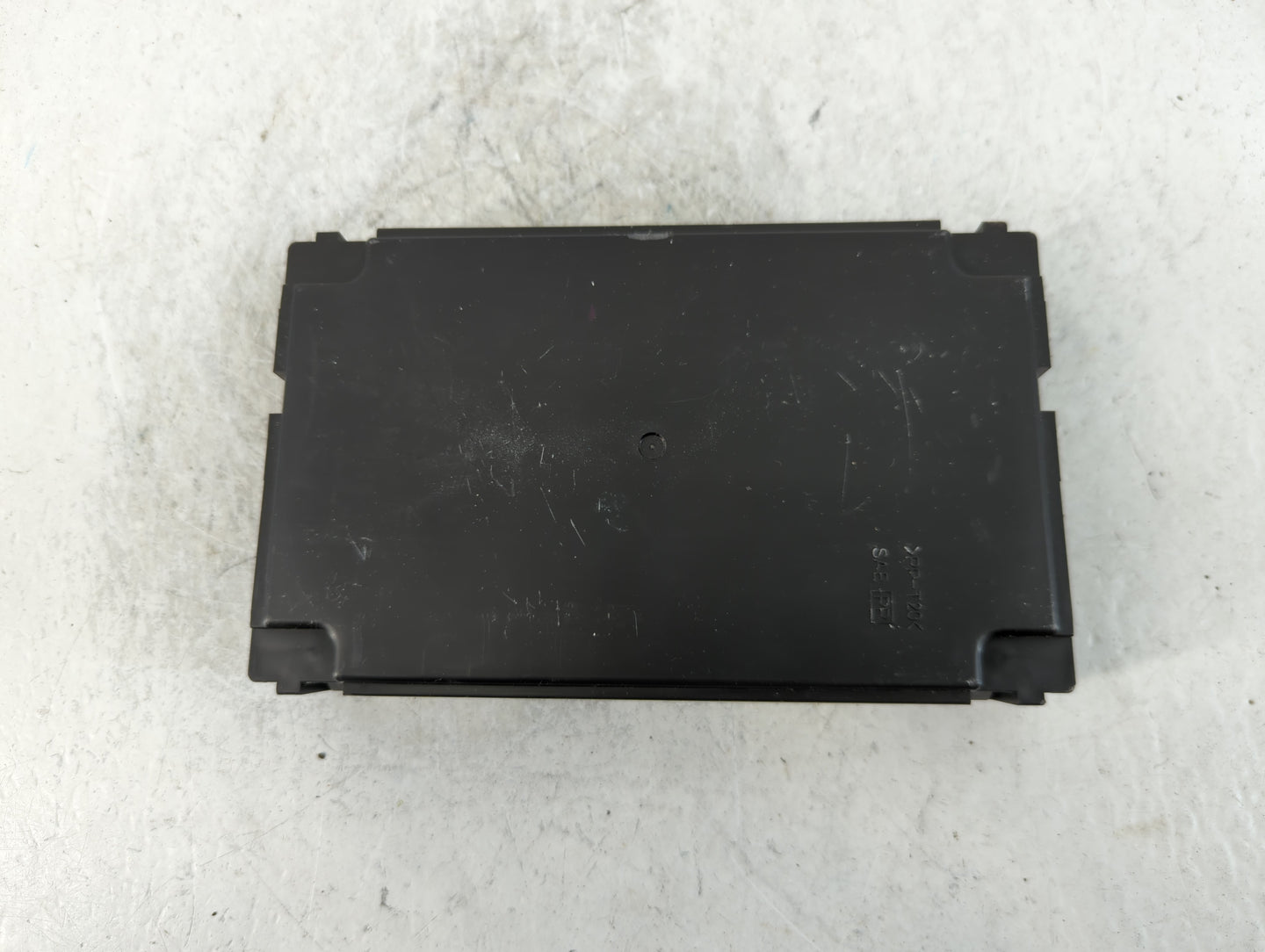 2018-2018 Infiniti Q50 Chassis Control Module Ccm Bcm Body Control - Oemusedautoparts1.com