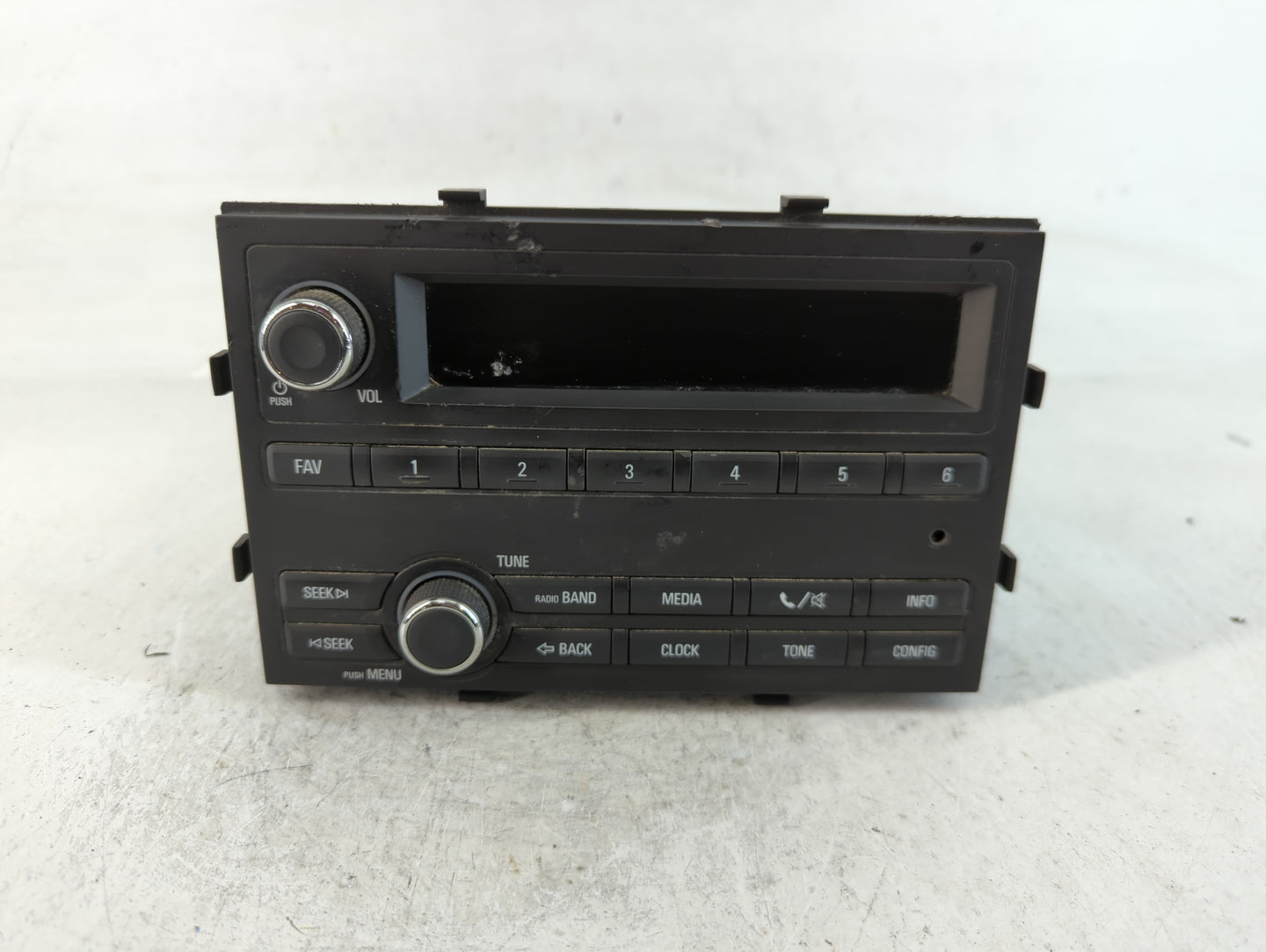 2015-2016 Chevrolet Sonic Radio AM FM Cd Player Receiver Replacement P/N:42422654 Fits Fits 2015 2016 OEM Used Auto Parts - Oemusedautoparts1.com