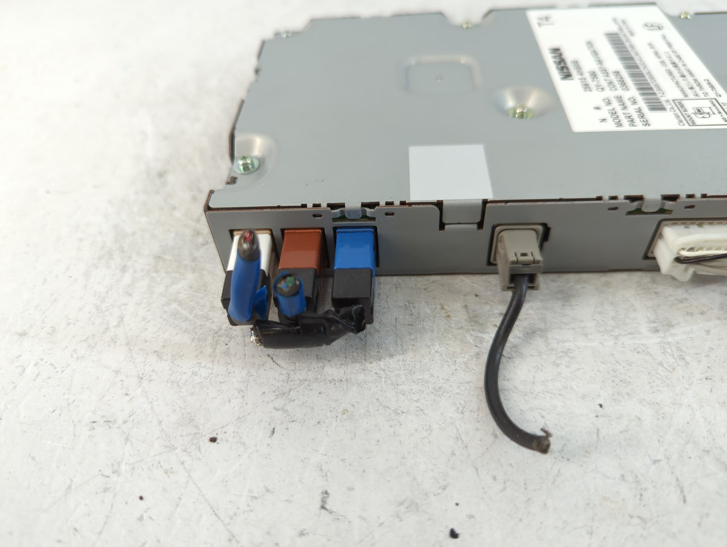 2017-2020 Infiniti Q60 Radio AM FM Cd Player Receiver Replacement P/N:25915 4HB5B Fits Fits 2016 2017 2018 2019 2020 OEM Used Auto Parts - Oemusedautoparts1.com
