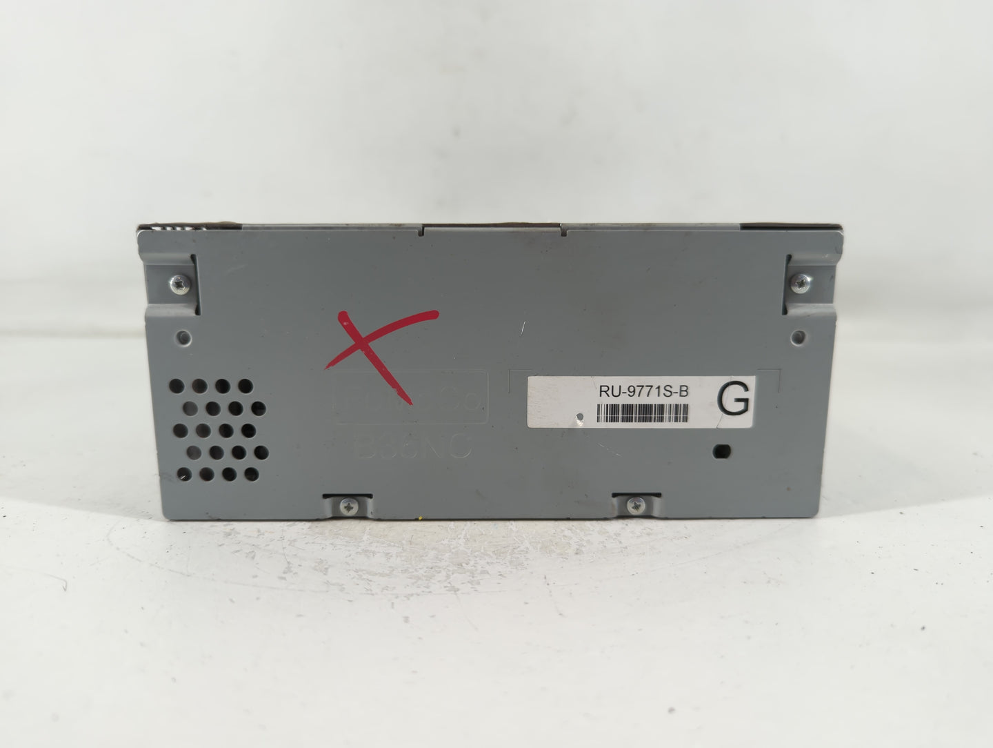 2020 Ford Mustang Radio AM FM Cd Player Receiver Replacement P/N:LR3T-18D832-EG Fits OEM Used Auto Parts - Oemusedautoparts1.com