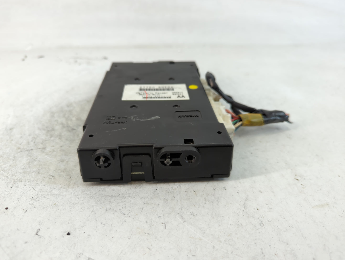 2018-2018 Infiniti Q50 Chassis Control Module Ccm Bcm Body Control - Oemusedautoparts1.com
