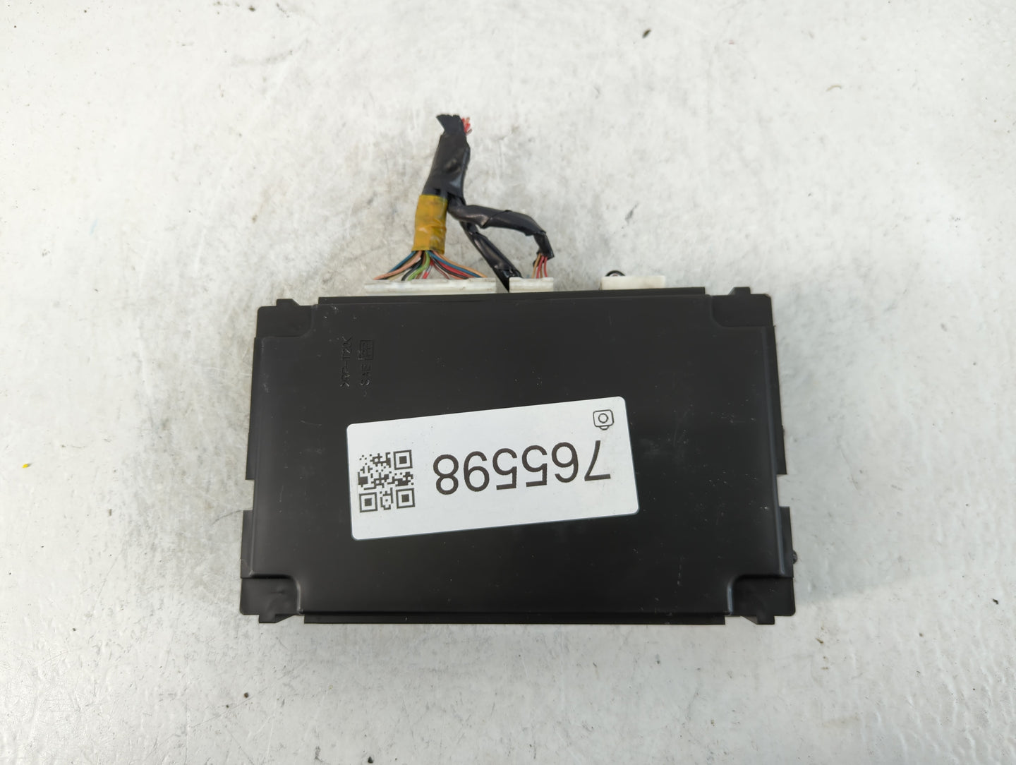 2018-2018 Infiniti Q50 Chassis Control Module Ccm Bcm Body Control - Oemusedautoparts1.com