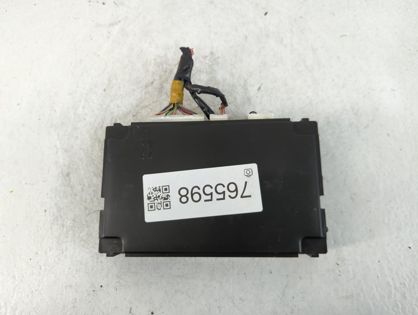 2018-2018 Infiniti Q50 Chassis Control Module Ccm Bcm Body Control - Oemusedautoparts1.com