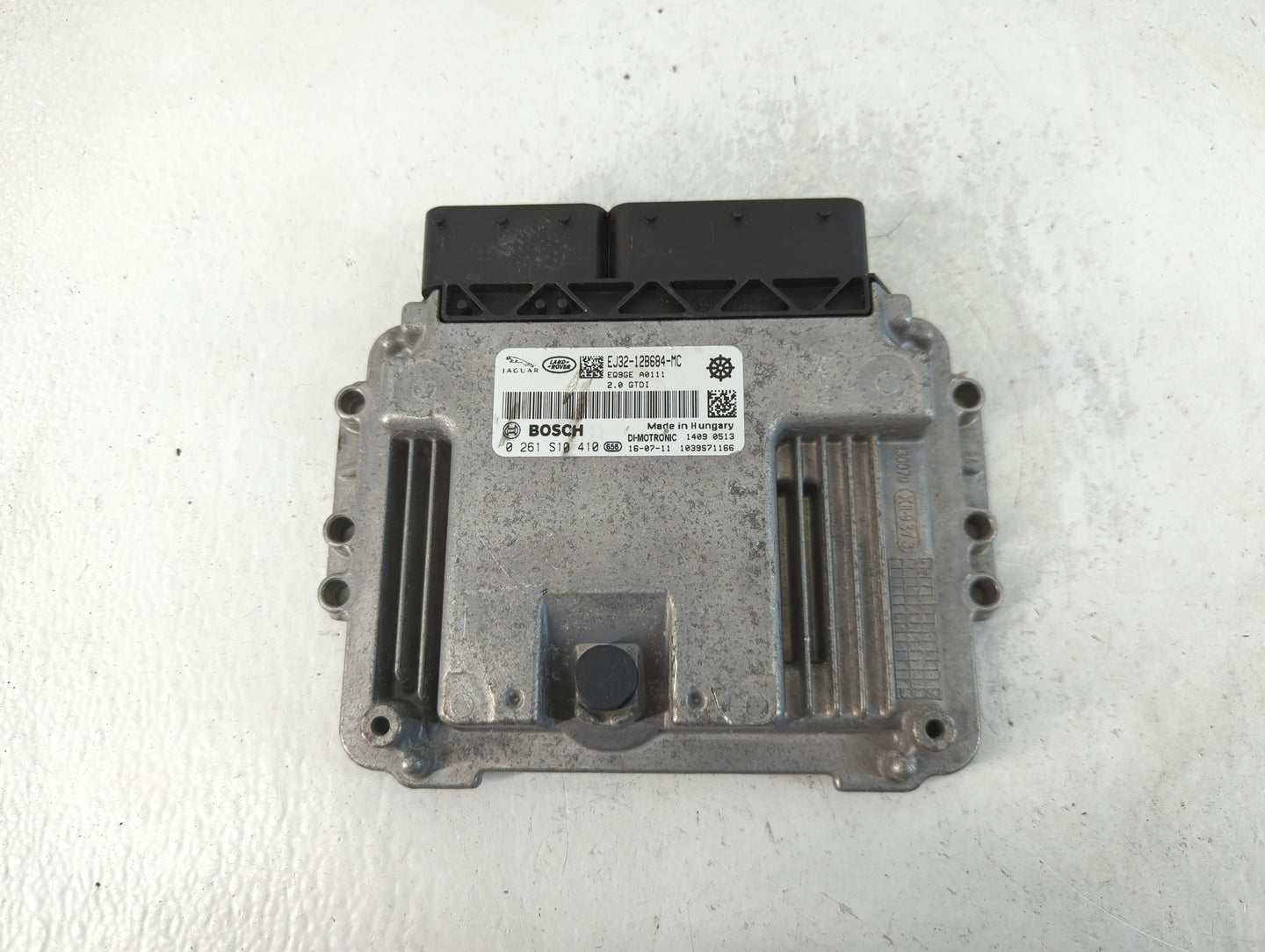 2017 Jaguar Xe PCM Engine Control Computer ECU ECM PCU OEM P/N:EJ32-12B684-MC Fits OEM Used Auto Parts - Oemusedautoparts1.com