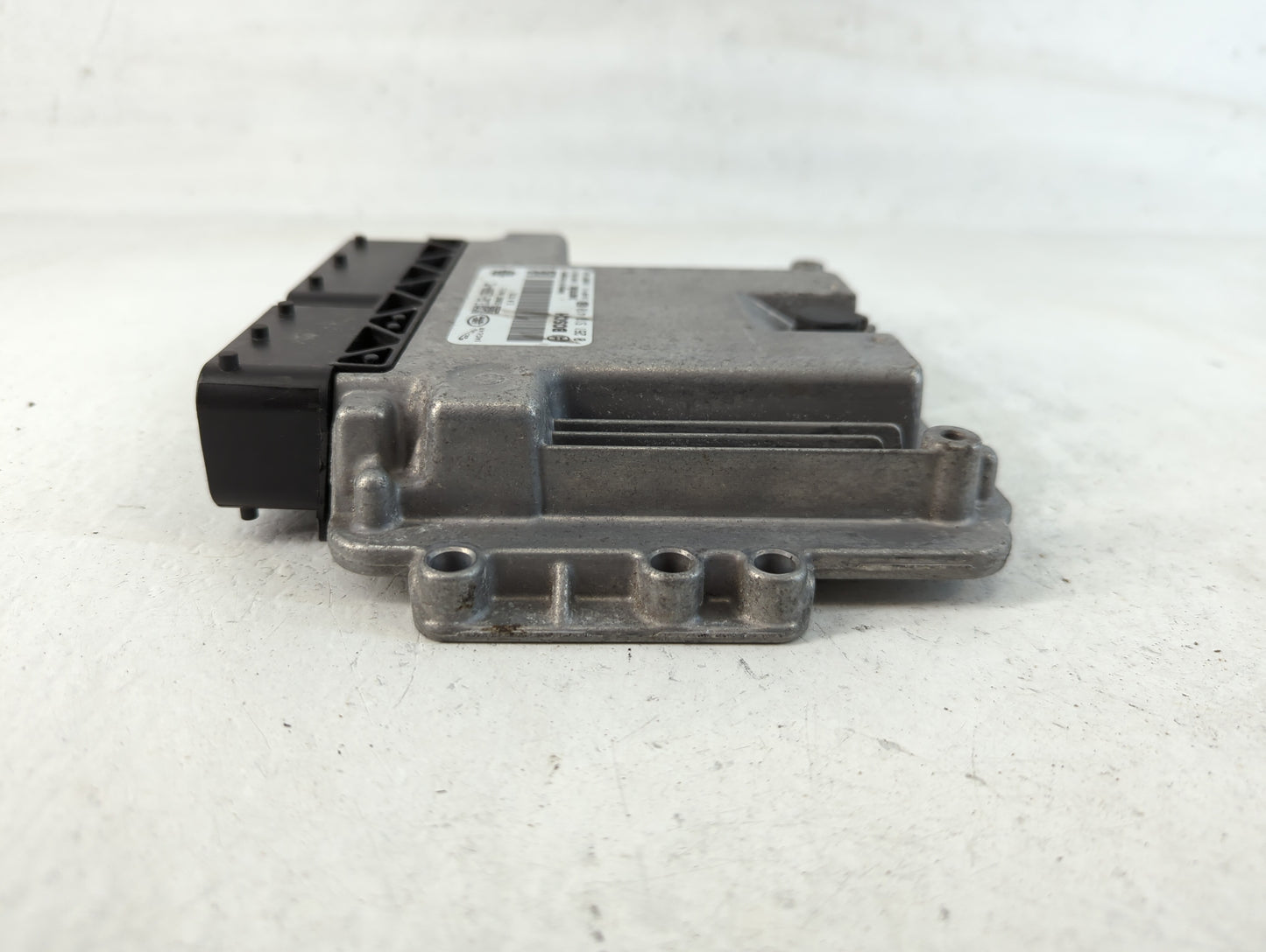 2017 Jaguar Xe PCM Engine Control Computer ECU ECM PCU OEM P/N:EJ32-12B684-MC Fits OEM Used Auto Parts - Oemusedautoparts1.com