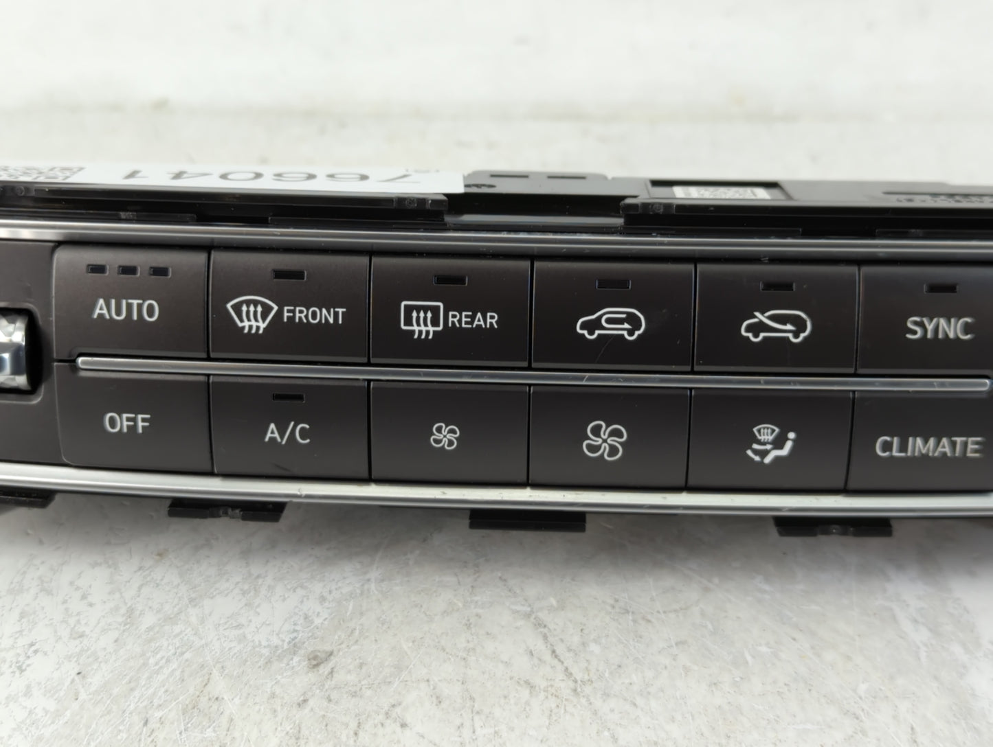 2021 Hyundai Santa Fe Climate Control Module Temperature AC/Heater Replacement P/N:97250-S2JA0 Fits OEM Used Auto Parts - Oemusedautoparts1.com