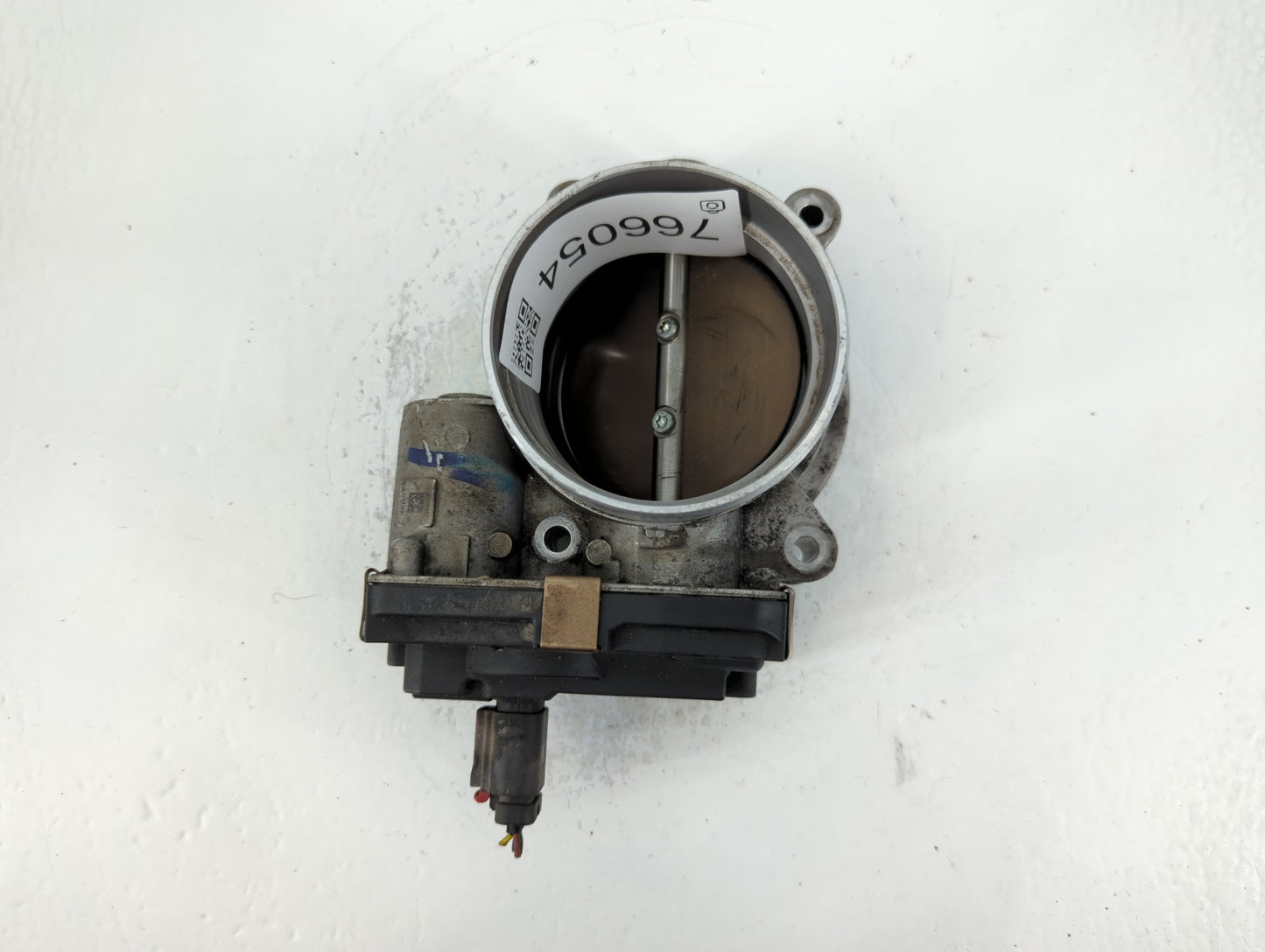 2014-2022 Chevrolet Silverado 1500 Throttle Body P/N:12617792 Fits Fits 2014 2015 2016 2017 2018 2019 2020 2021 2022 OEM Used Auto Parts - Oemusedautoparts1.com