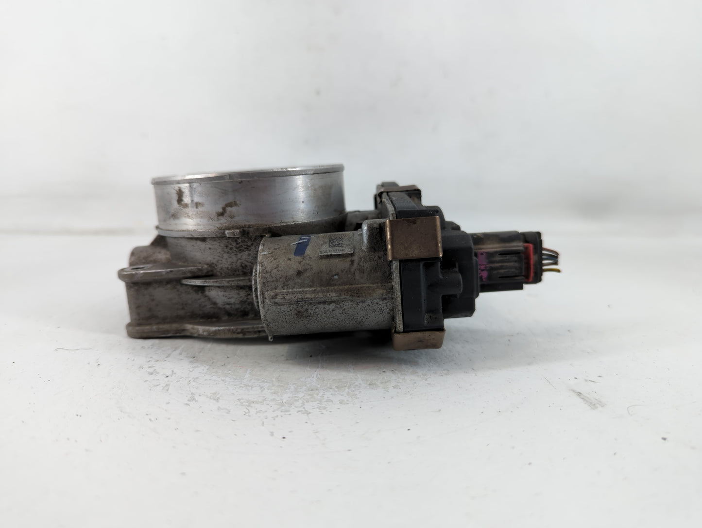 2014-2022 Chevrolet Silverado 1500 Throttle Body P/N:12617792 Fits Fits 2014 2015 2016 2017 2018 2019 2020 2021 2022 OEM Used Auto Parts - Oemusedautoparts1.com