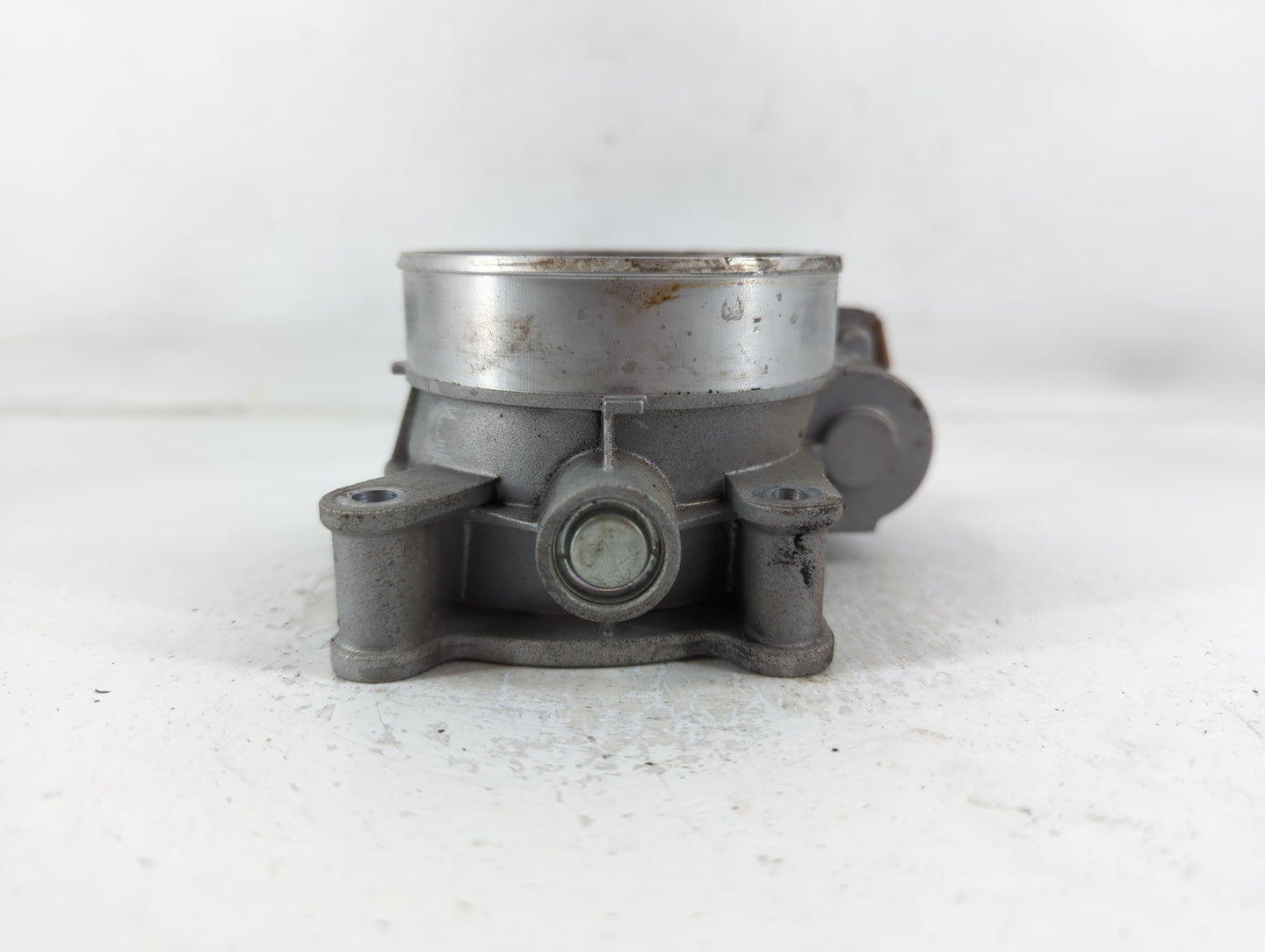 2014-2022 Chevrolet Silverado 1500 Throttle Body P/N:12678224 Fits Fits 2014 2015 2016 2017 2018 2019 2020 2021 2022 OEM Used Auto Parts - Oemusedautoparts1.com
